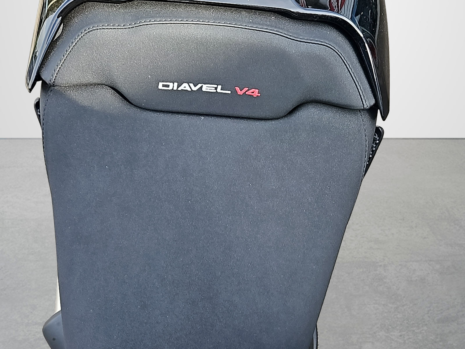 DUCATI Diavel V4-image-12