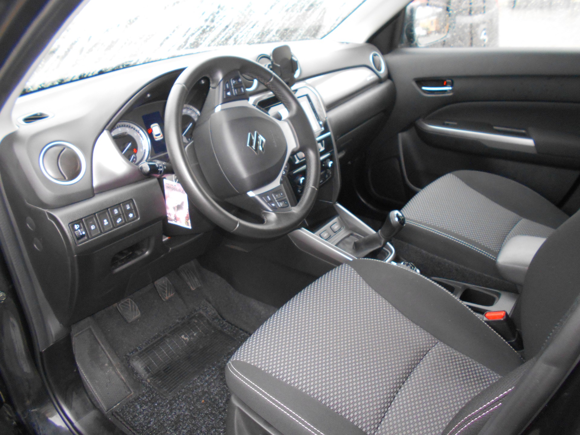 SUZUKI Vitara 1.0 TOP UNICO. ALLRAD TOP 4x4-image-5