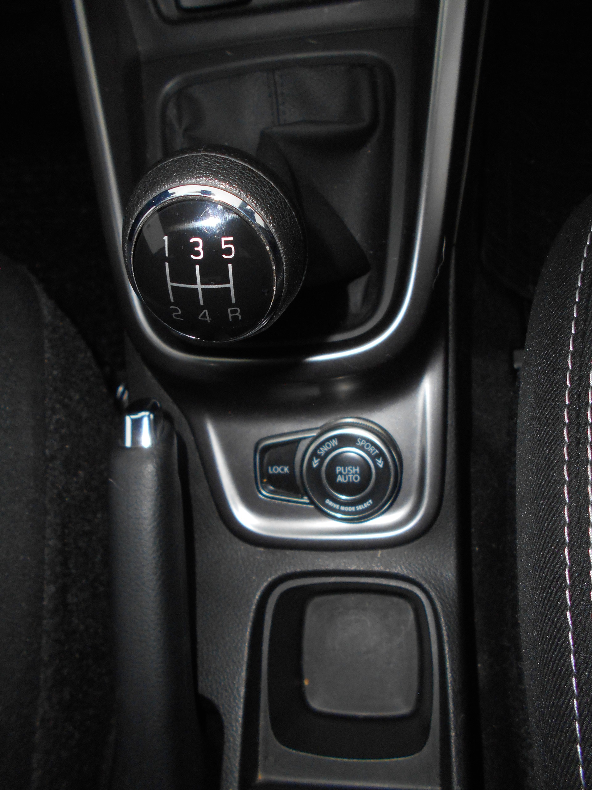 SUZUKI Vitara 1.0 TOP UNICO. ALLRAD TOP 4x4-image-9