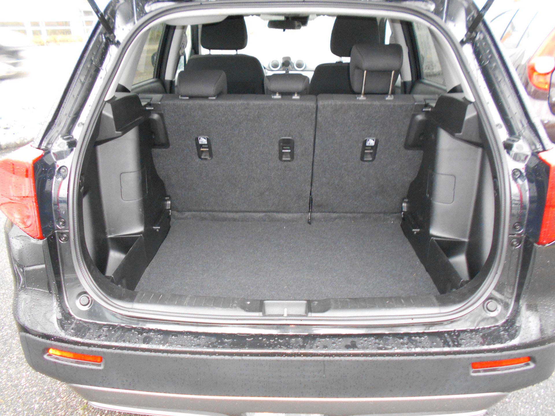SUZUKI Vitara 1.0 TOP UNICO. ALLRAD TOP 4x4-image-4