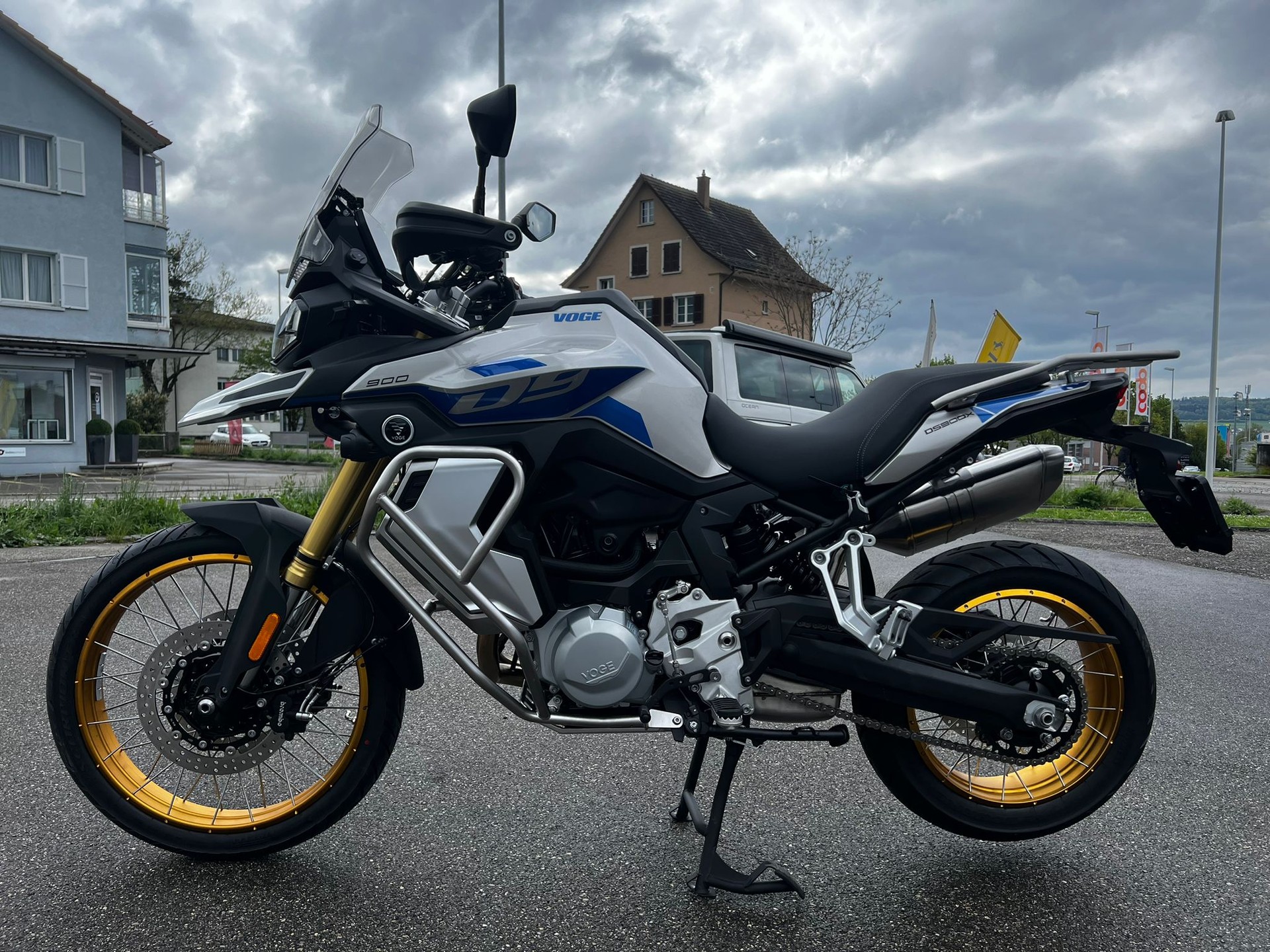 VOGE 900 DSX Adventure 35kw oder 70kw-image-1