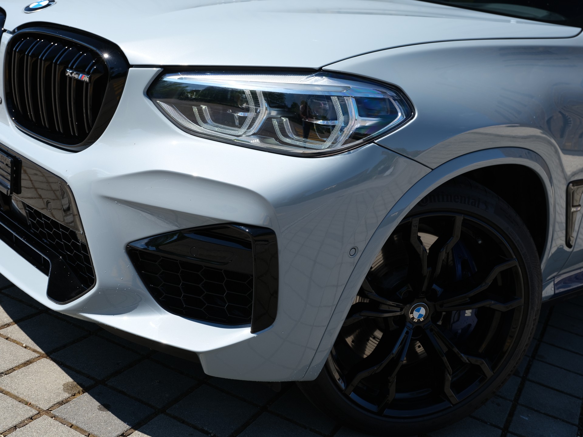 BMW X4M M Competition Steptronic-showroom-element-2