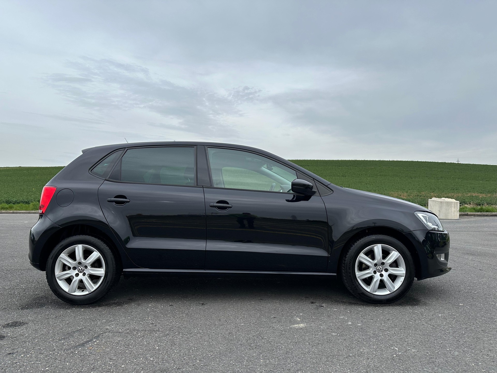 VW Polo 1.2 TSI Trendline DSG-showroom-element-1