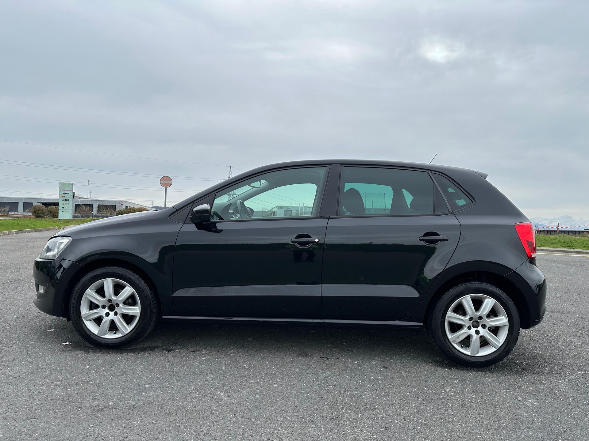 VW Polo 1.2 TSI Trendline DSG-image-18