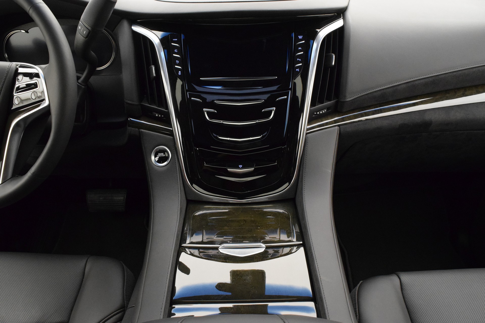 CADILLAC Escalade 6.2 ESV Platinum-image-10