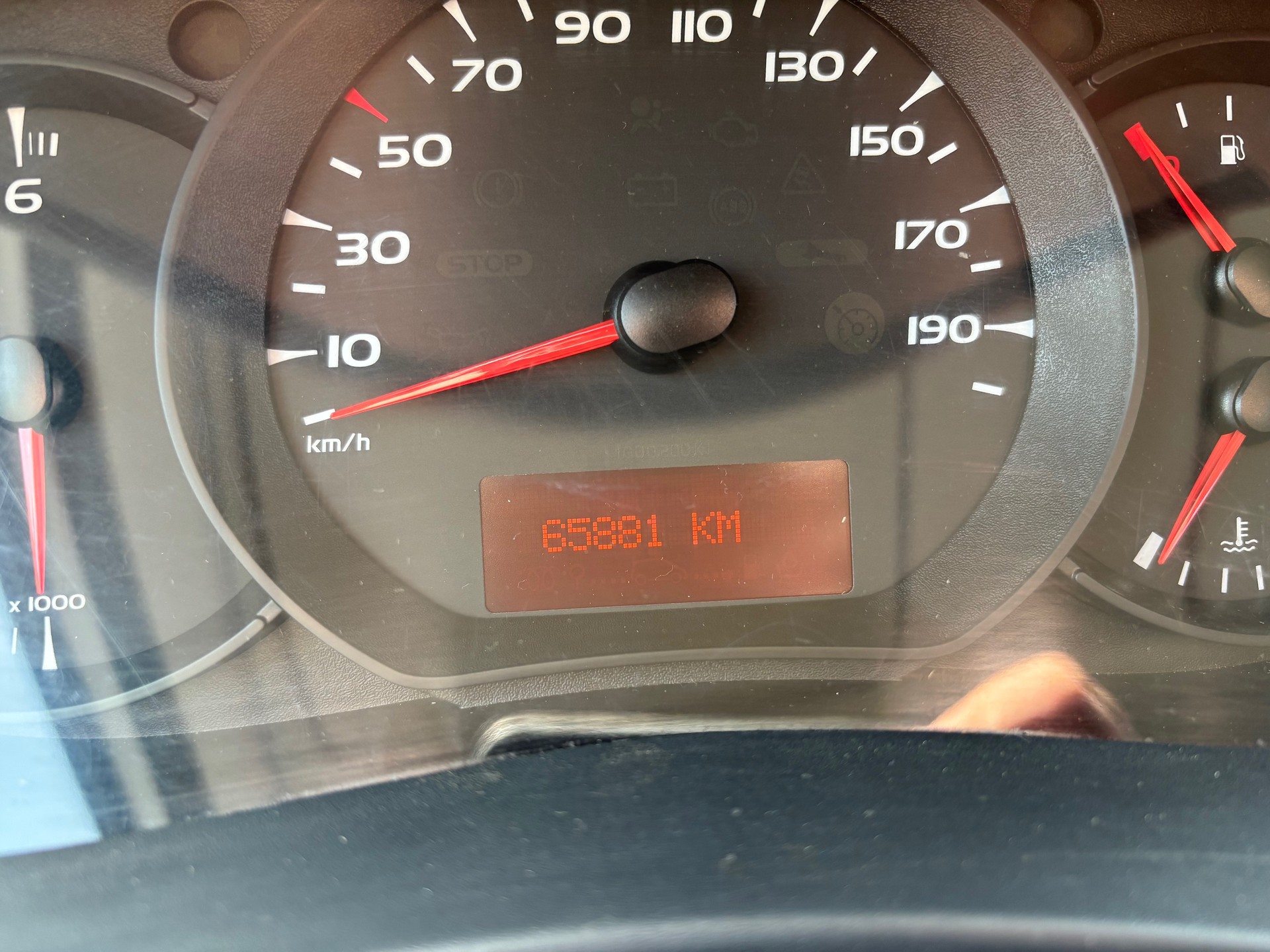 RENAULT Kangoo Medium 1.6 105 Business-image-4