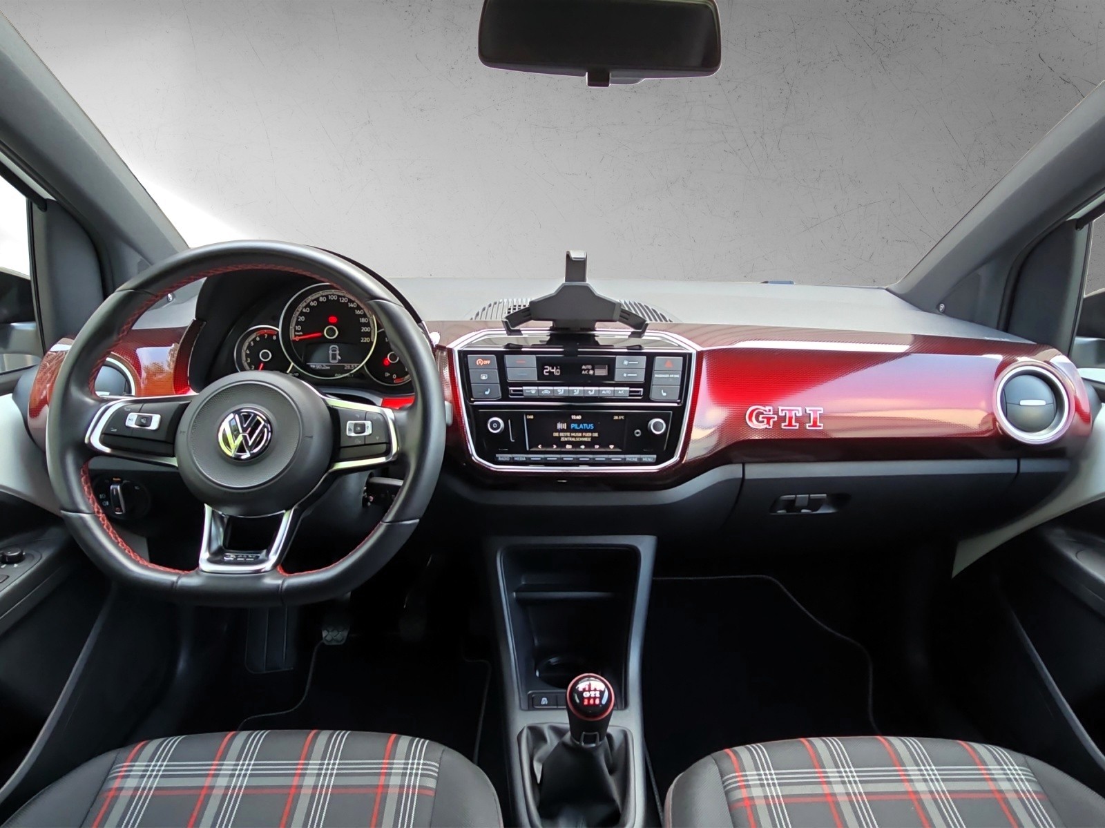 VW Up 1.0 TSI GTI-image-8