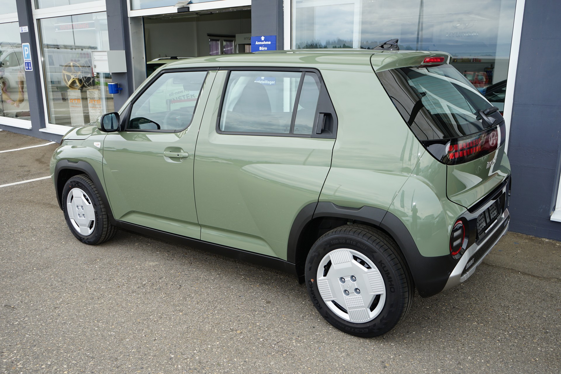 HYUNDAI Inster 49kWh Origo-image-4