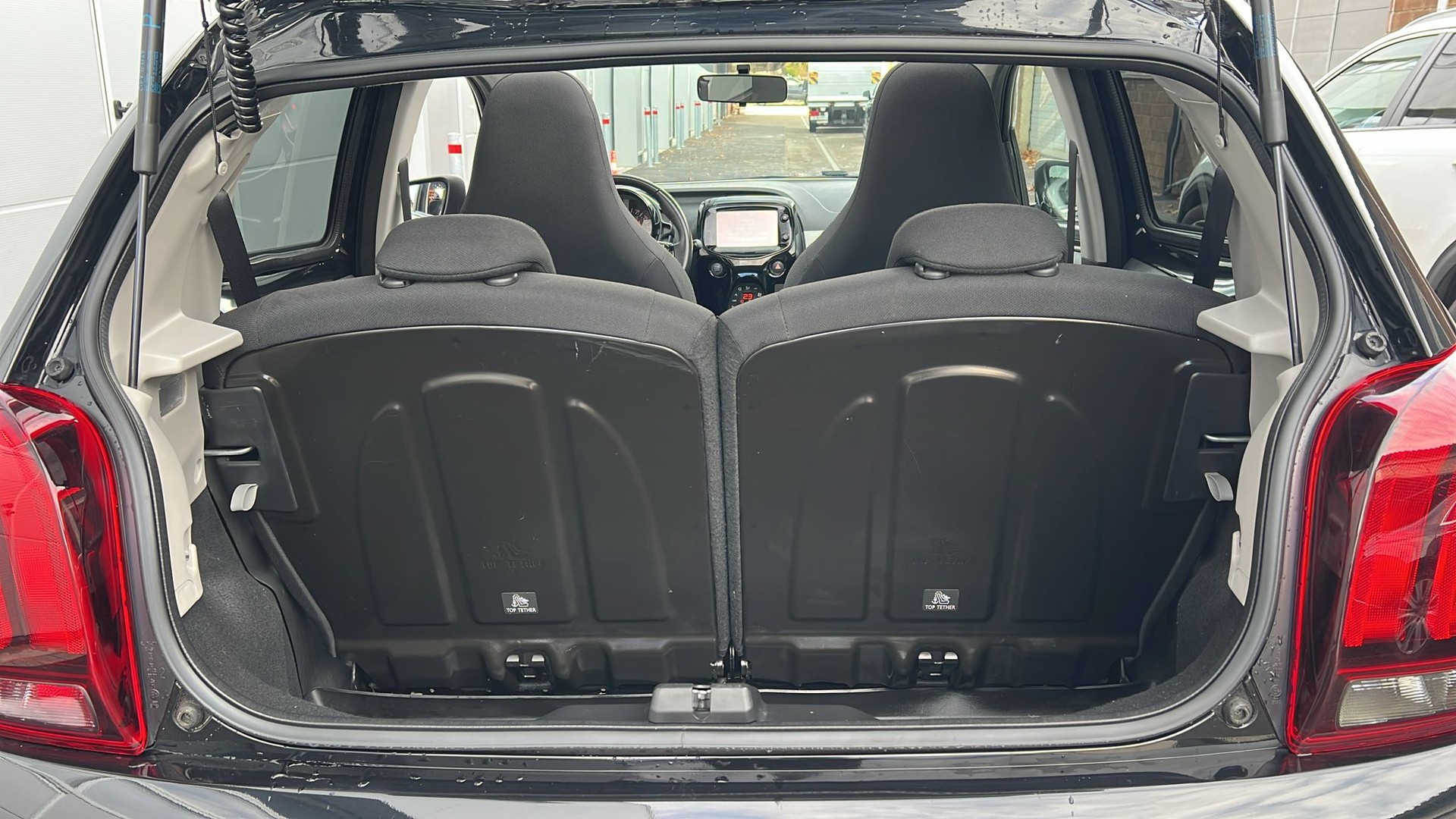 PEUGEOT 108 1.2 VTi Allure Top-image-20