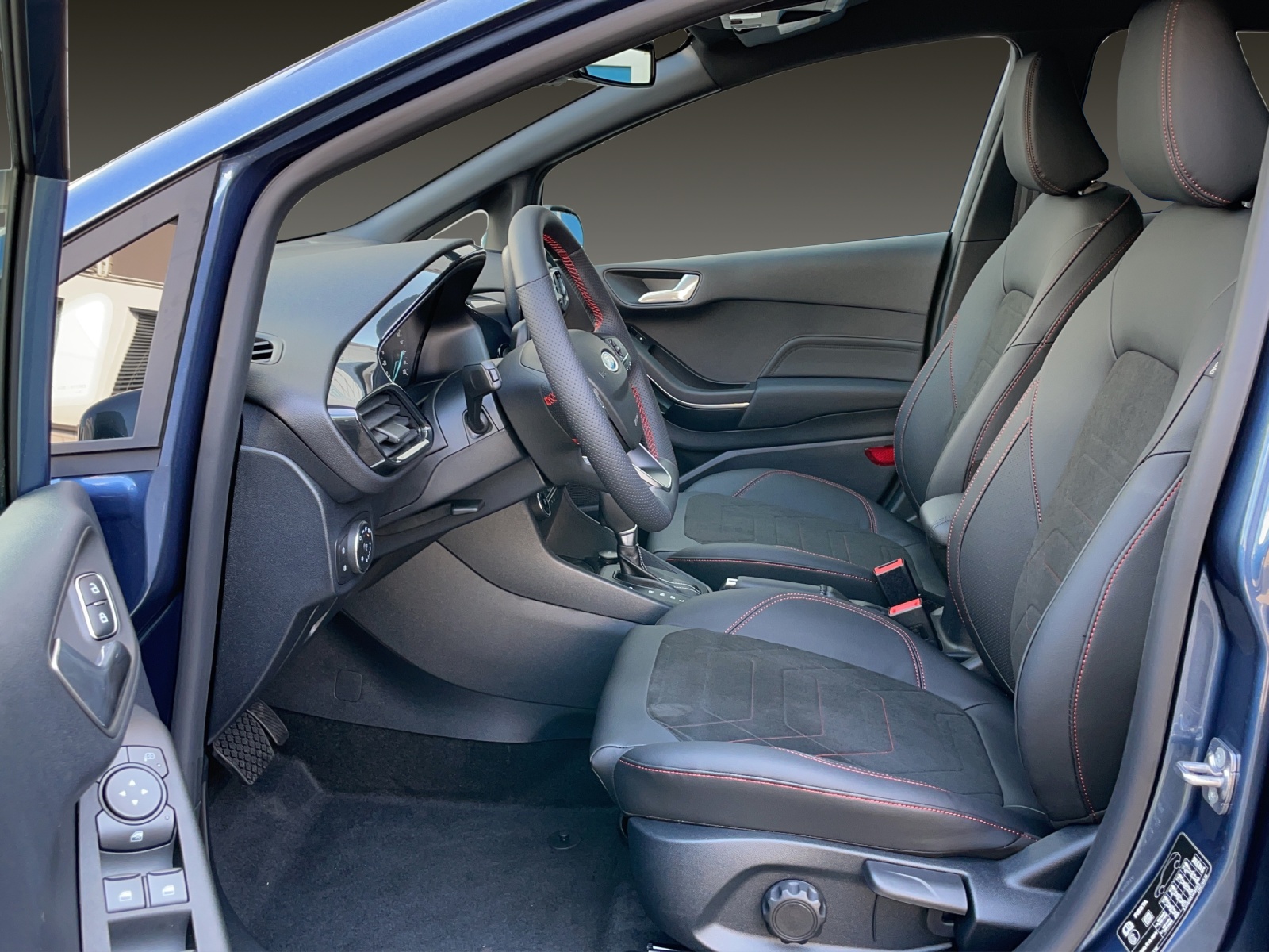 FORD Fiesta 1.0 EcoB Hybrid ST-Line X-image-5