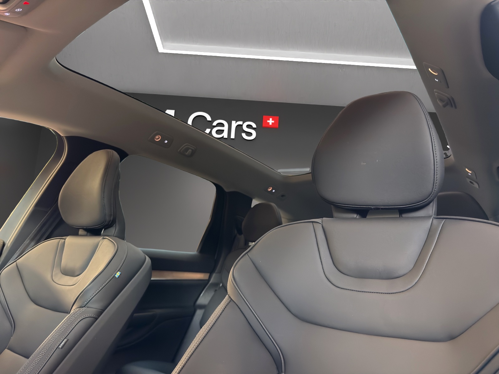 VOLVO EX90 Twin Ultra AWD-image-13
