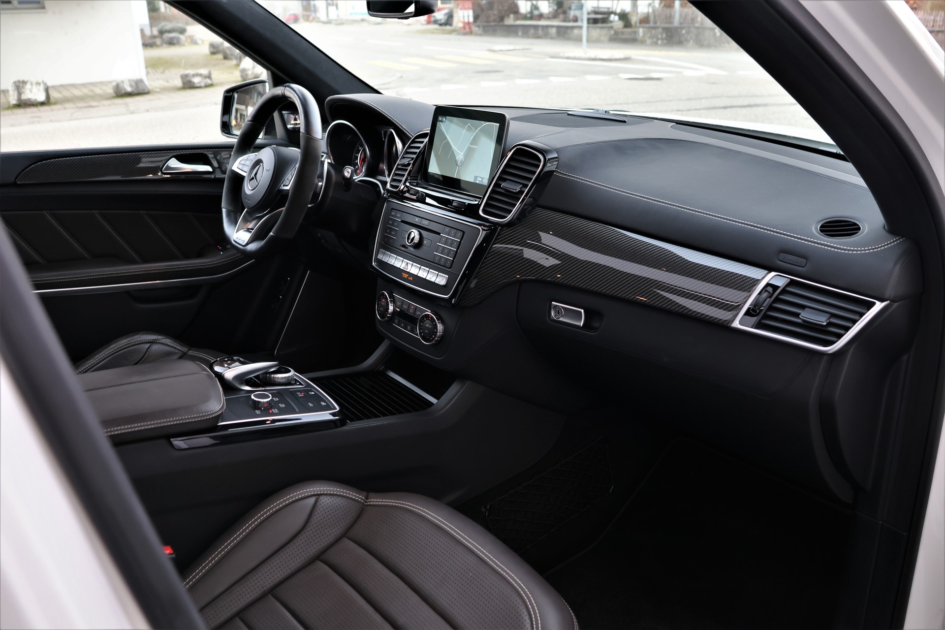 MERCEDES-BENZ GLS 63 AMG 4Matic Speedshift Plus 7G-Tronic (CH)-image-18