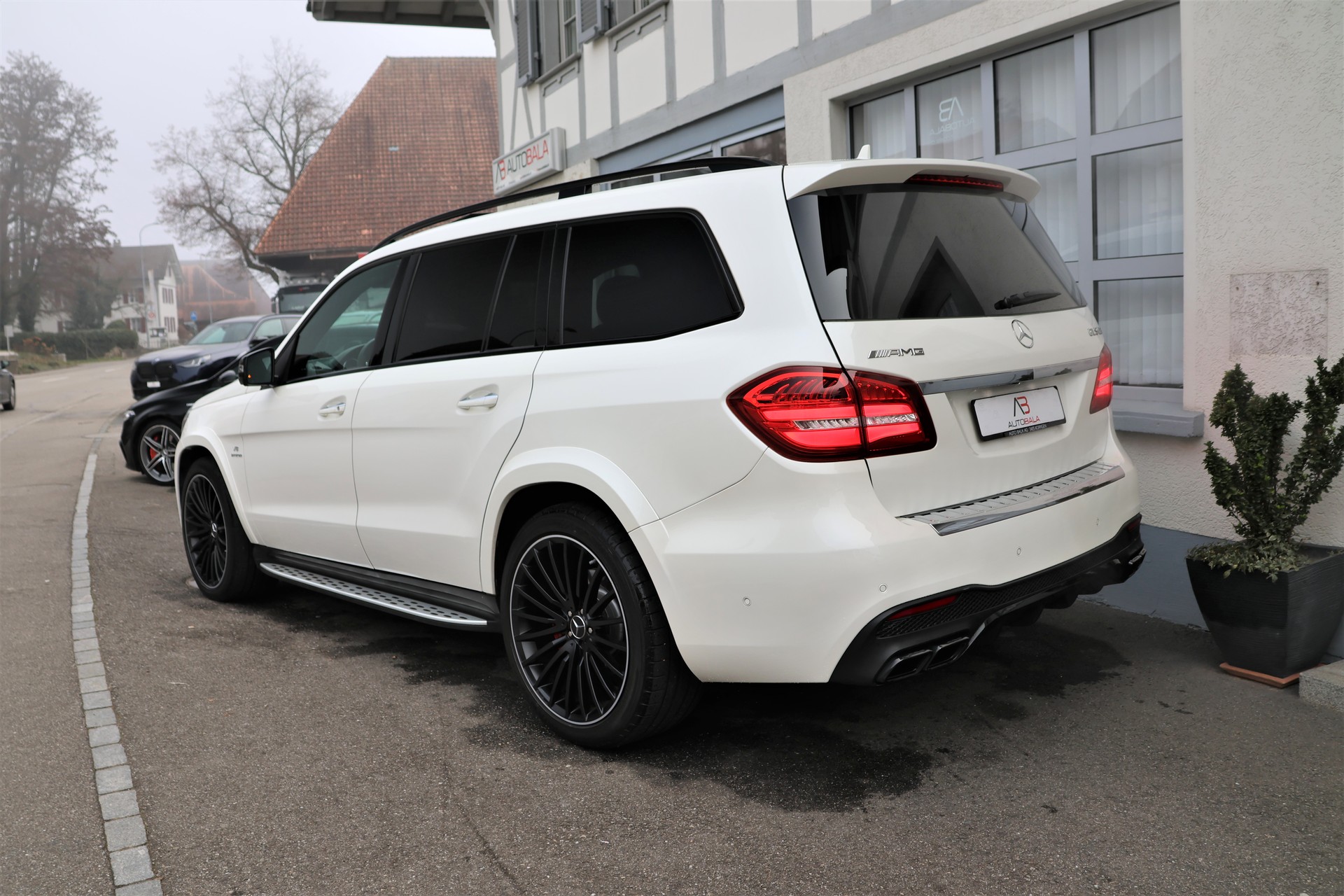 MERCEDES-BENZ GLS 63 AMG 4Matic Speedshift Plus 7G-Tronic (CH)-image-4