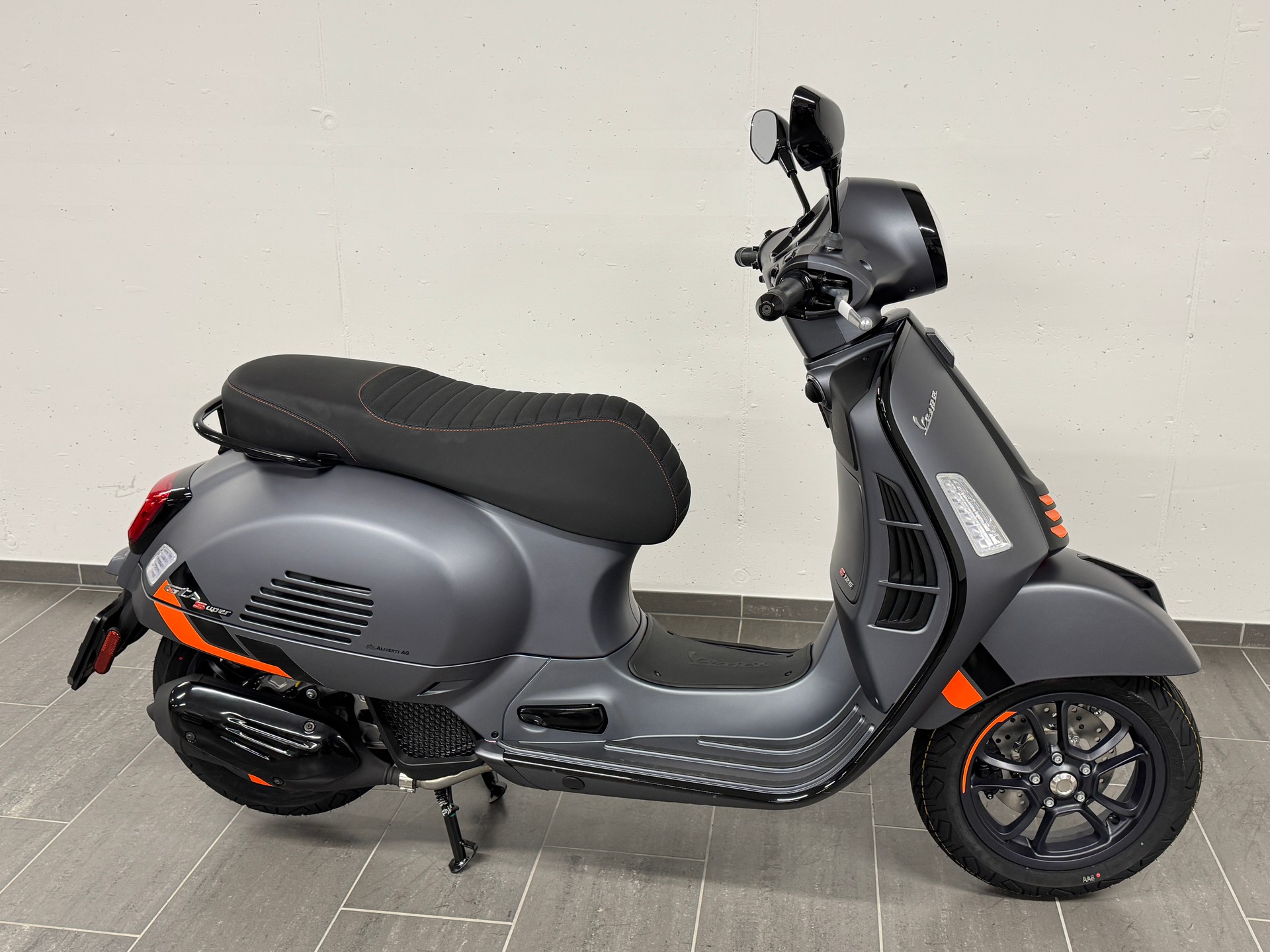 PIAGGIO Vespa GTS 125 Super Sport RST Euro 5+-image-2