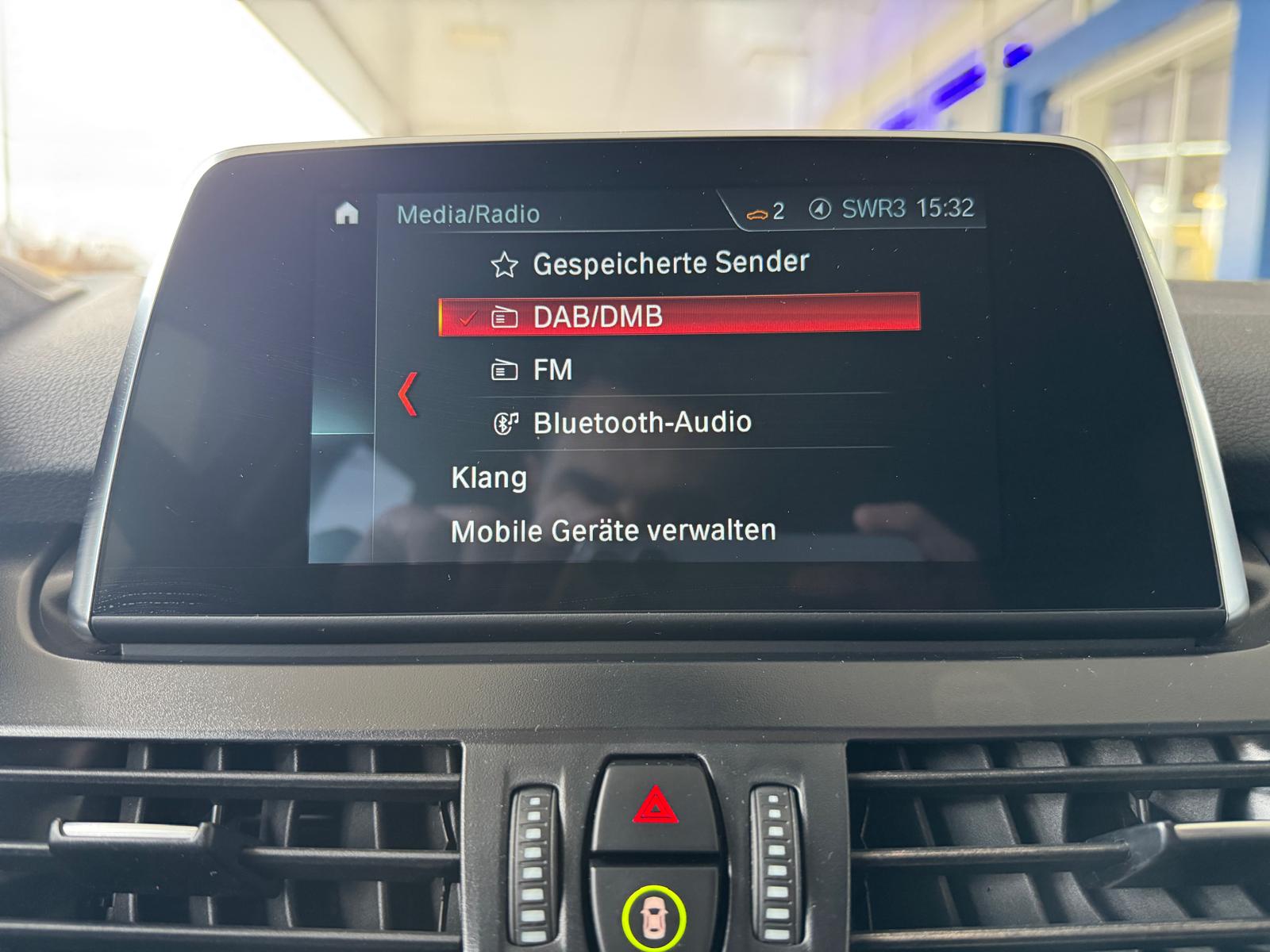 BMW 216d Gran Tourer-image-16