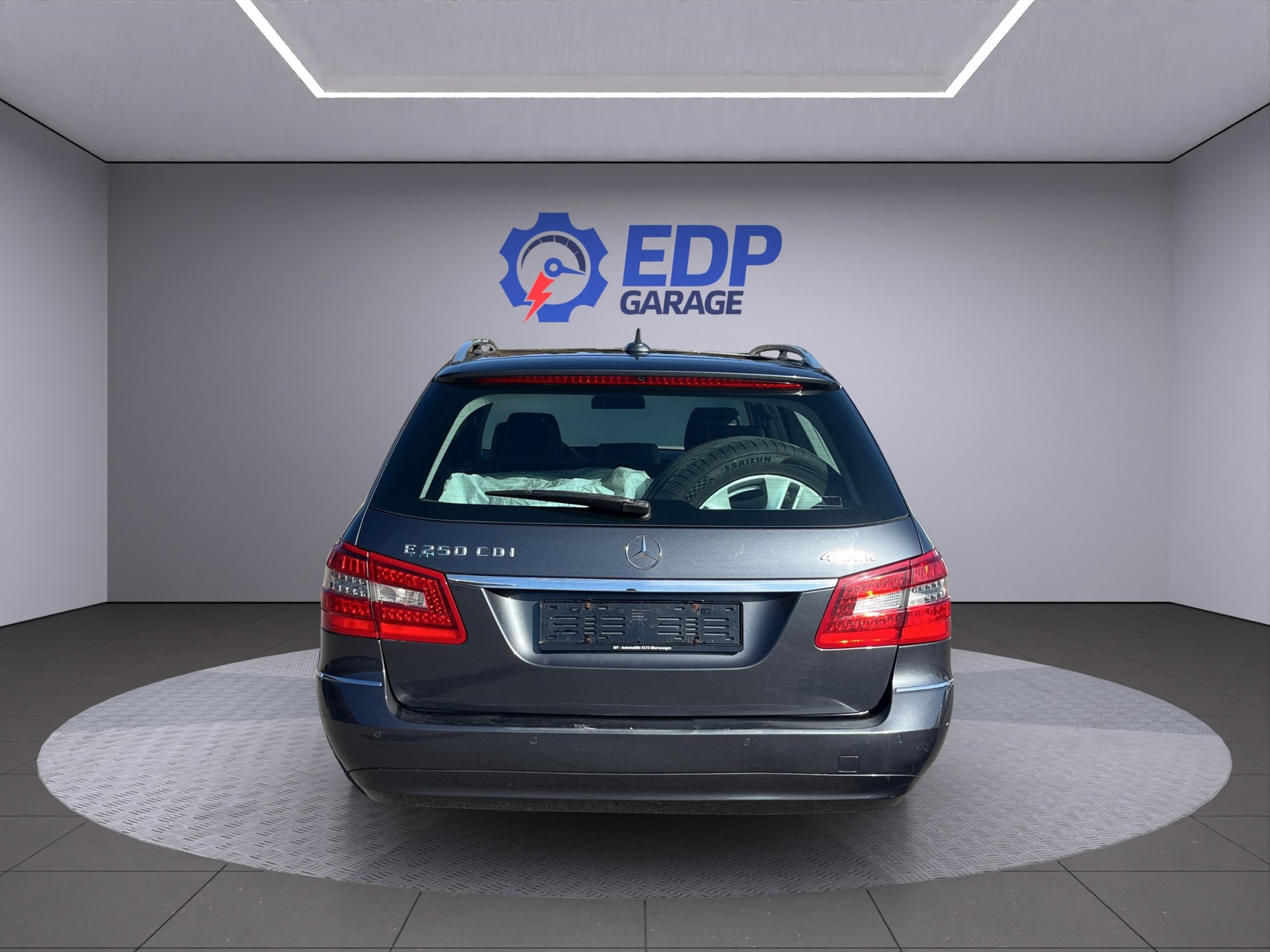 MERCEDES-BENZ E 250 CDI BlueEff. Avantgarde 4Matic 7G-Tronic-image-6