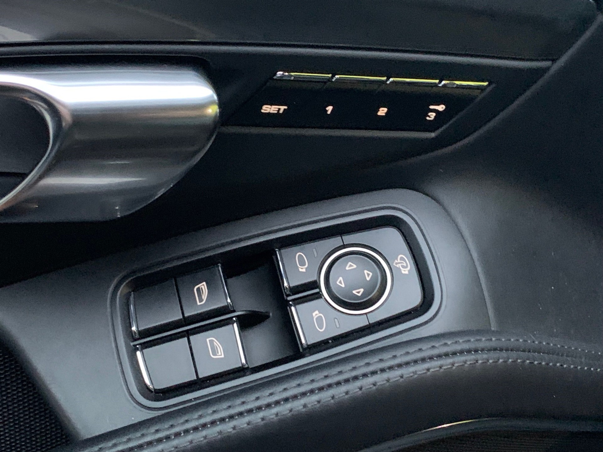PORSCHE 911 Carrera 4S PDK-image-6