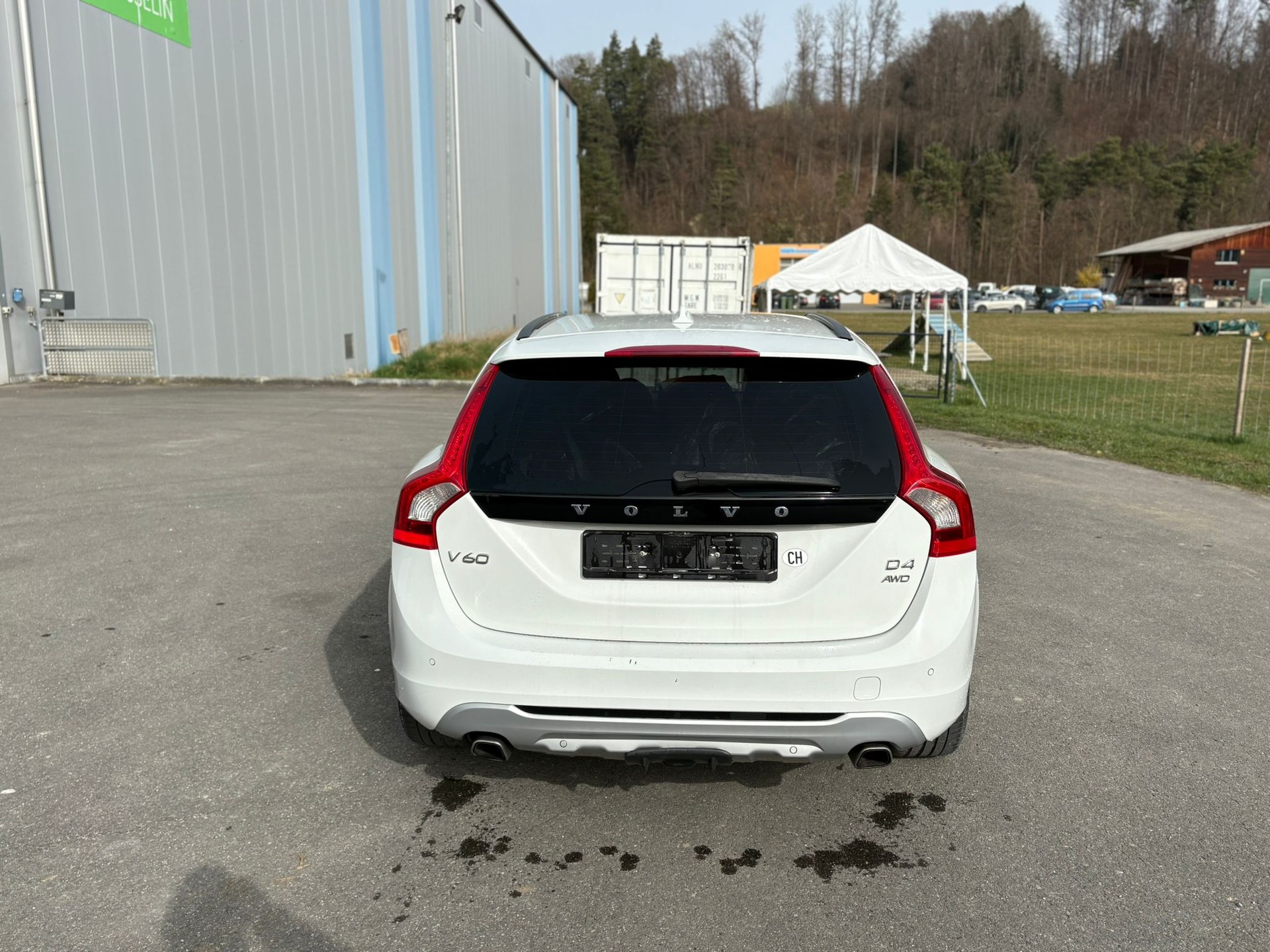 VOLVO V60 D4 AWD Momentum Geartronic-image-8