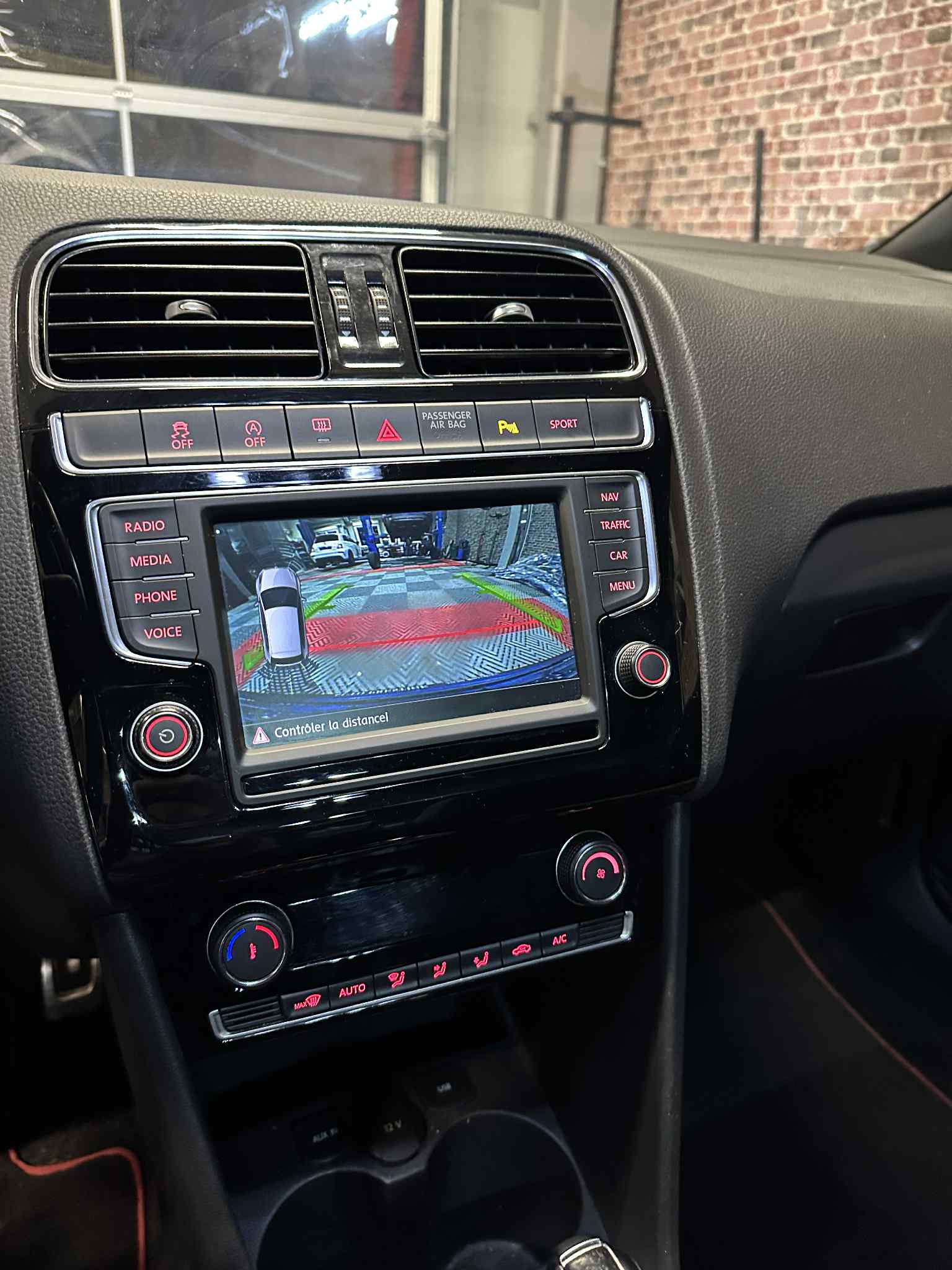 VW Polo 1.8 TSI GTI DSG-image-11
