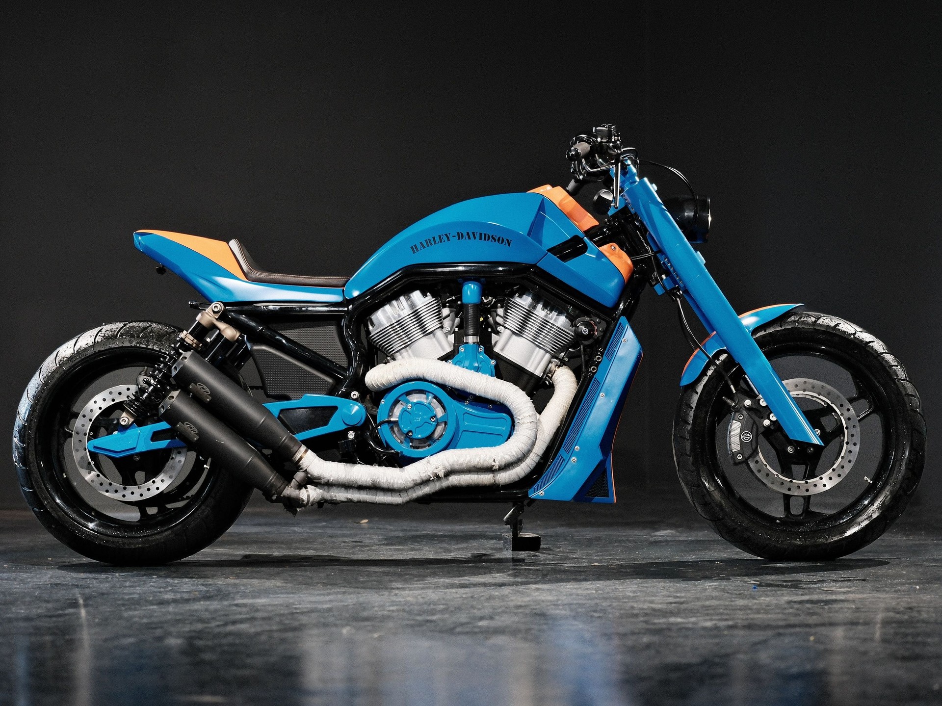 HARLEY-DAVIDSON VRSCR Street Rod-image-1