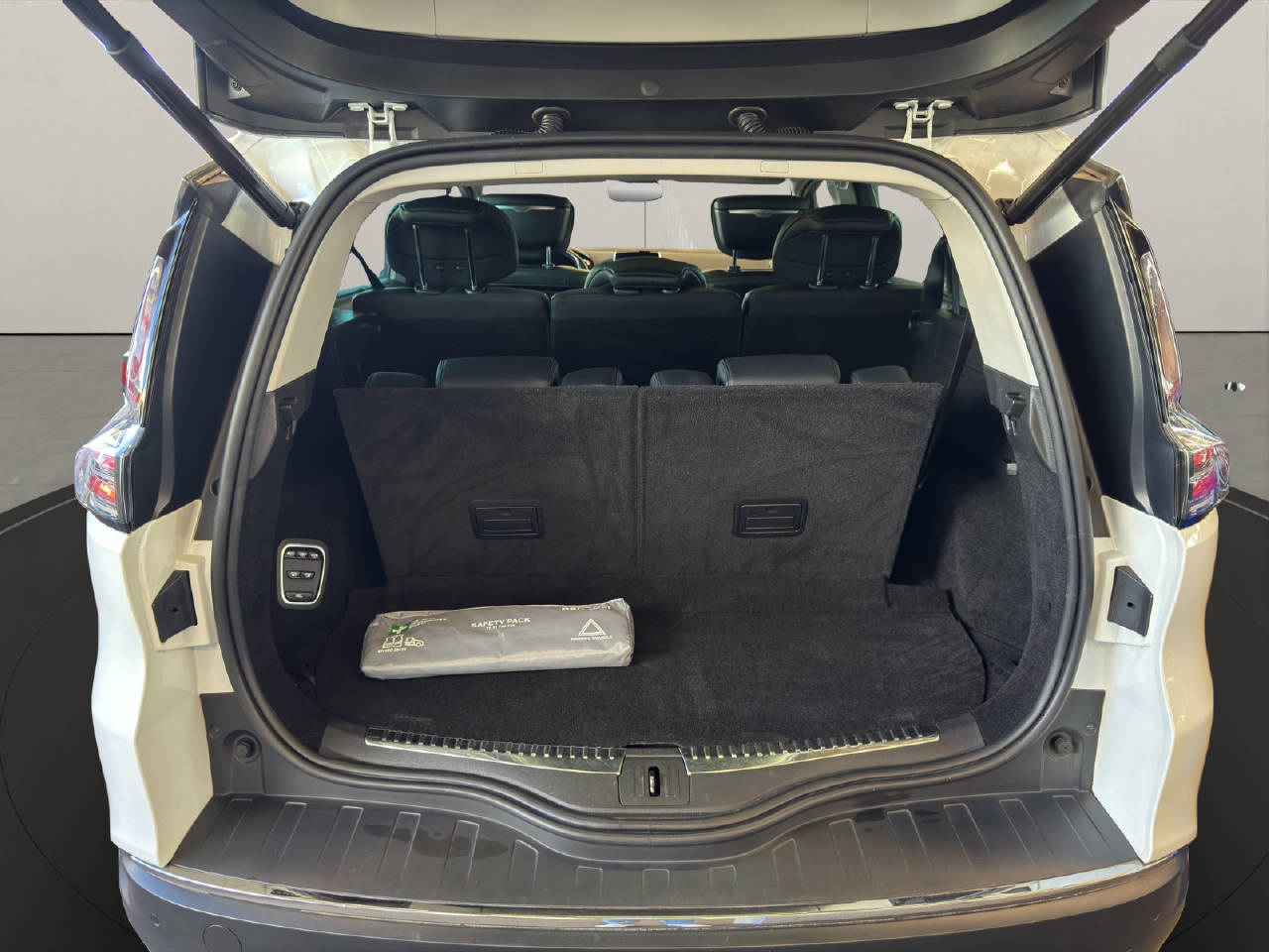 RENAULT Espace 1.8 TCe 225 Initiale EDC-image-22