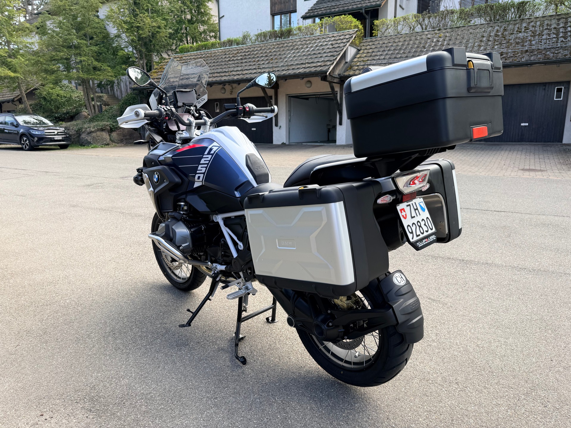 BMW R 1250 GS-image-3