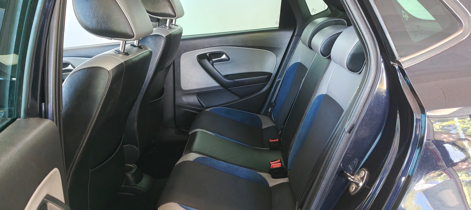 VW Polo 1.4 TSI BlueGT-image-11