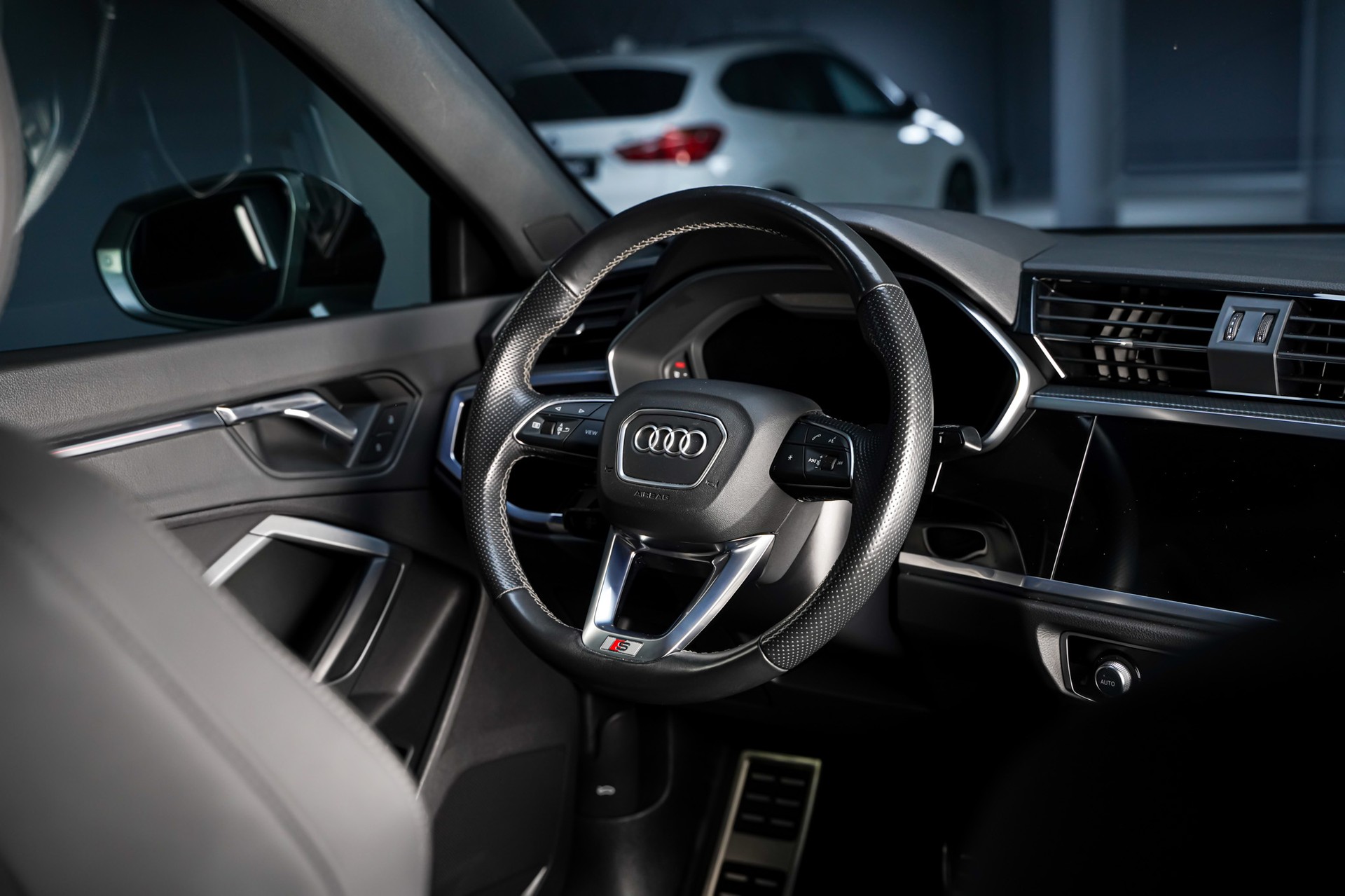 AUDI Q3 Sportback 40 TDI S line Attraction quattro S-tronic-image-20