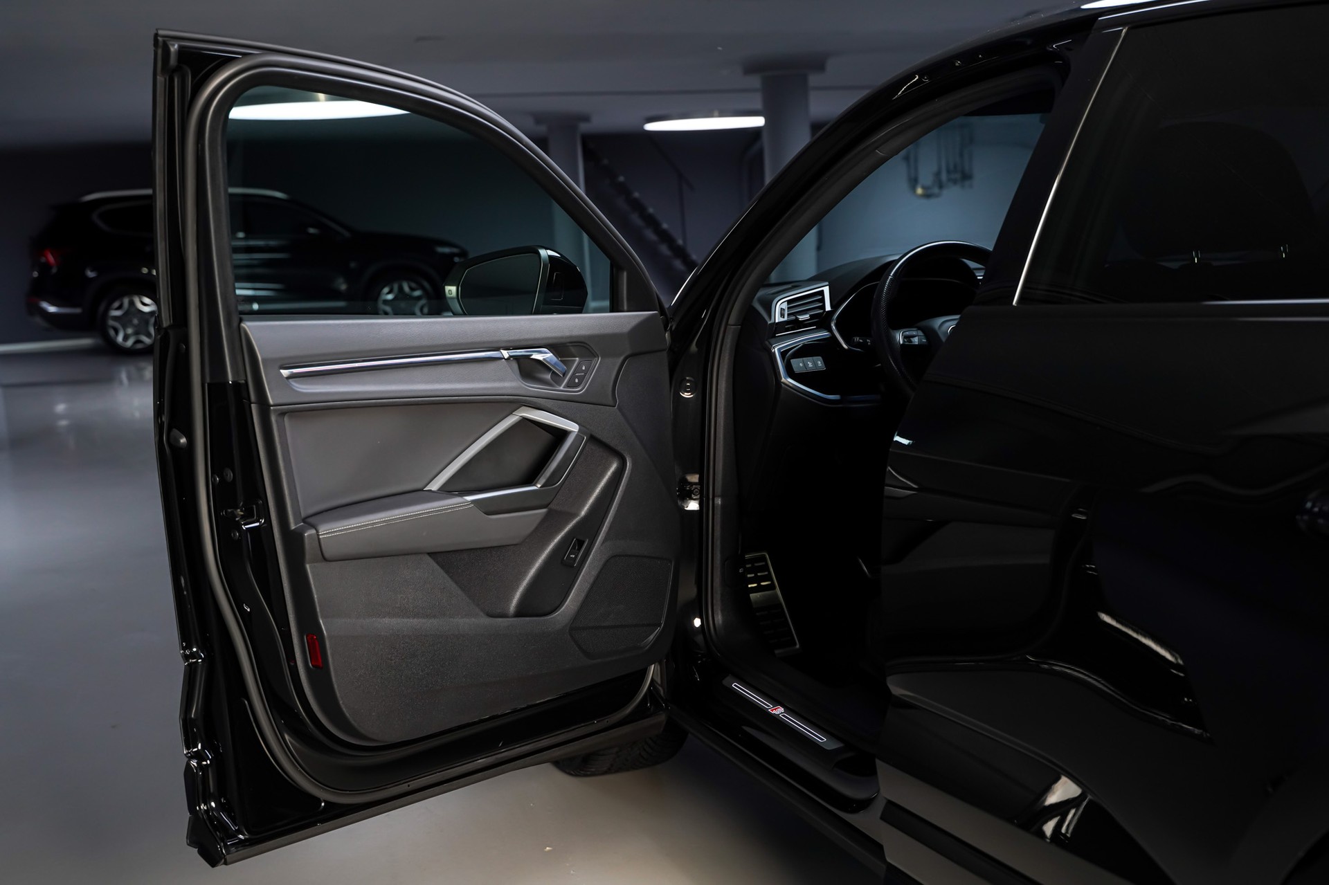 AUDI Q3 Sportback 40 TDI S line Attraction quattro S-tronic-image-8