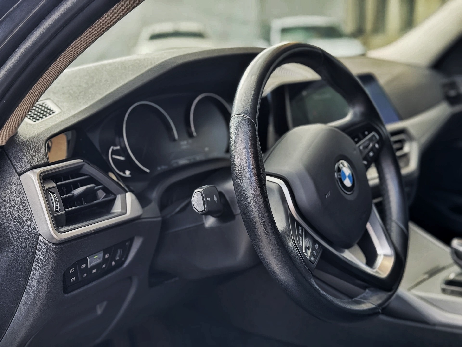 BMW 320d xDrive Touring Steptronic-image-11