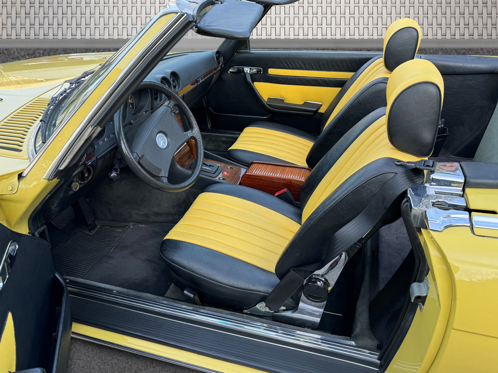 MERCEDES-BENZ 280 SL-image-11