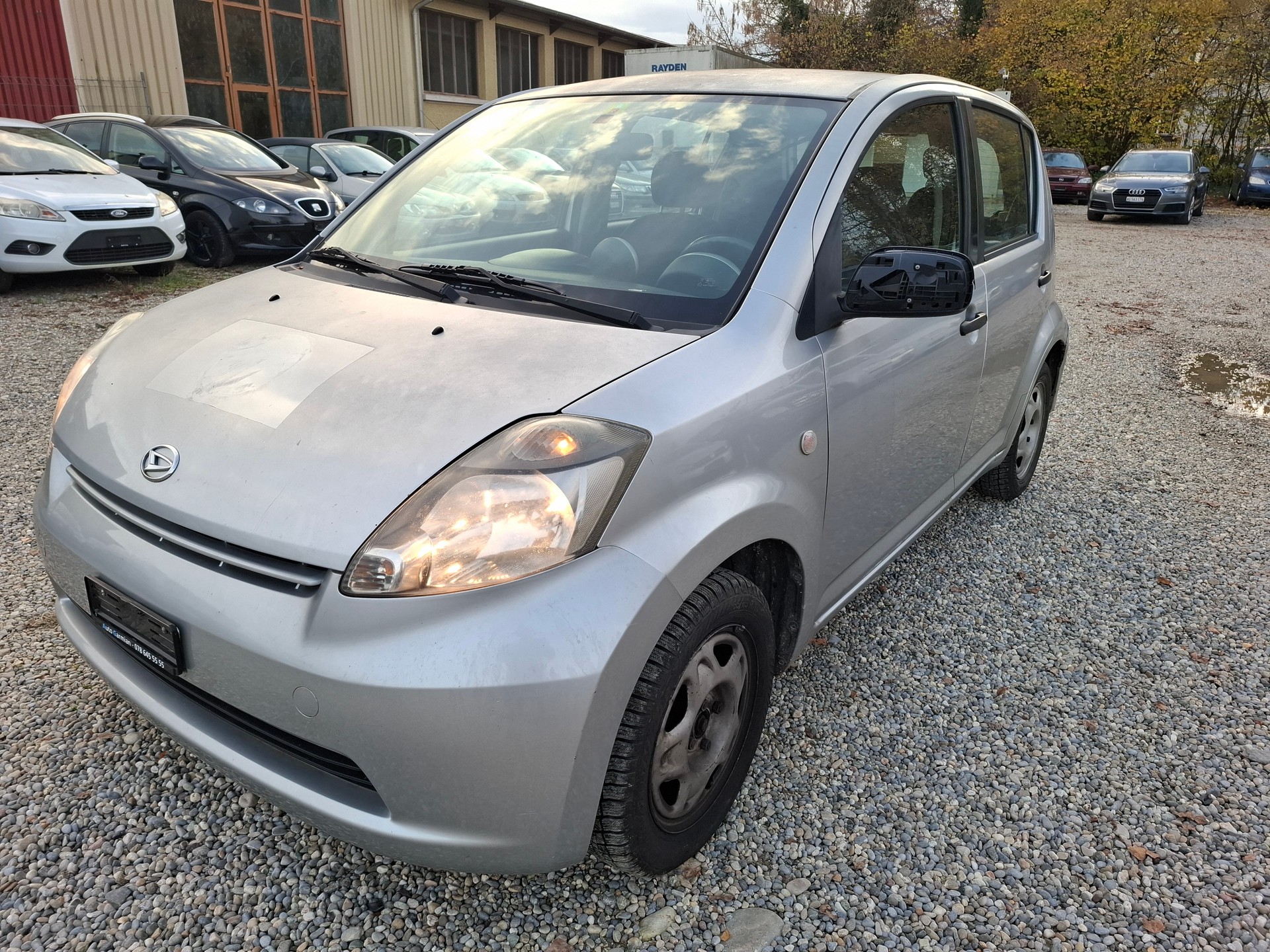 DAIHATSU SIRION