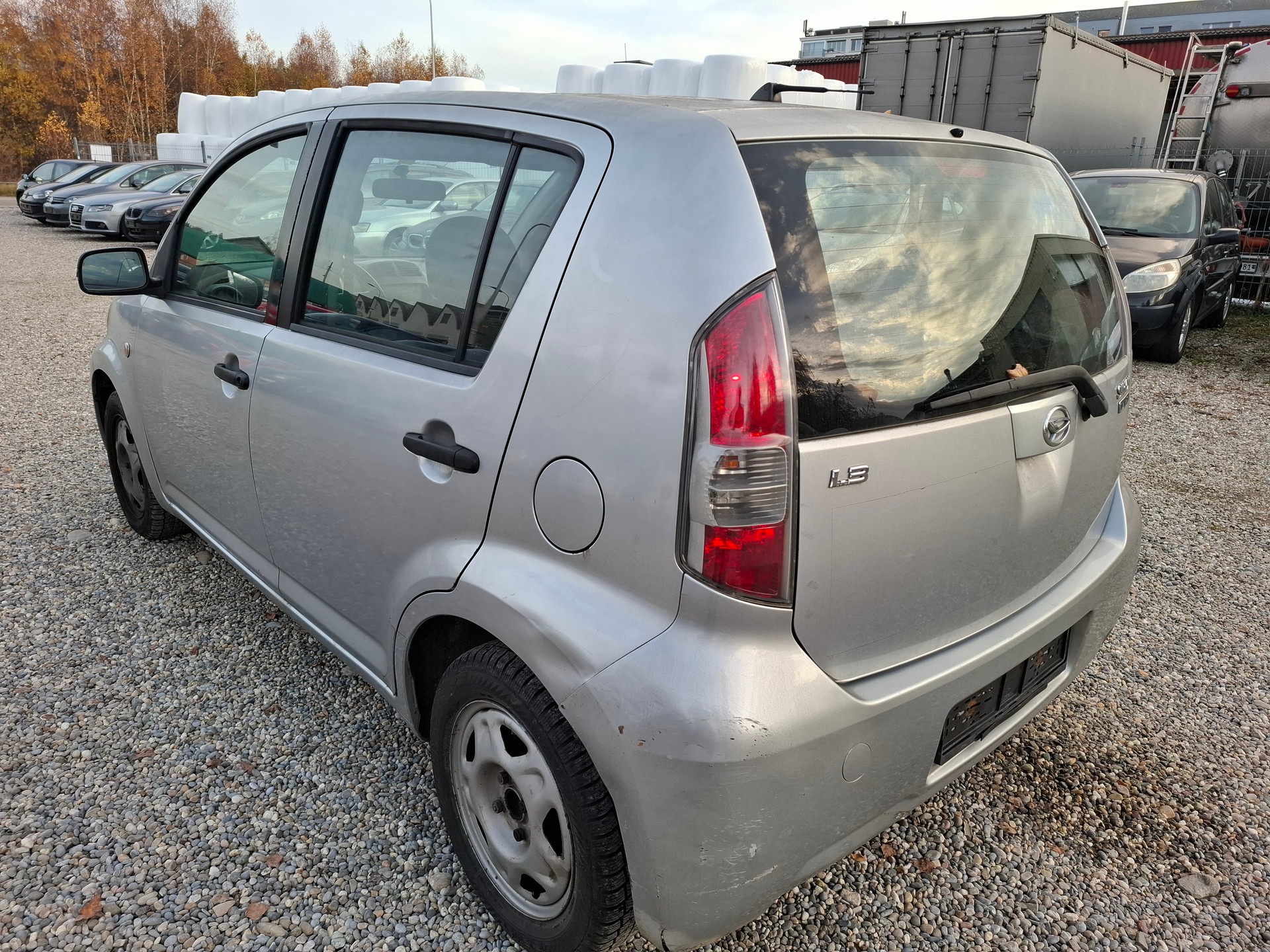 DAIHATSU SIRION-image-5