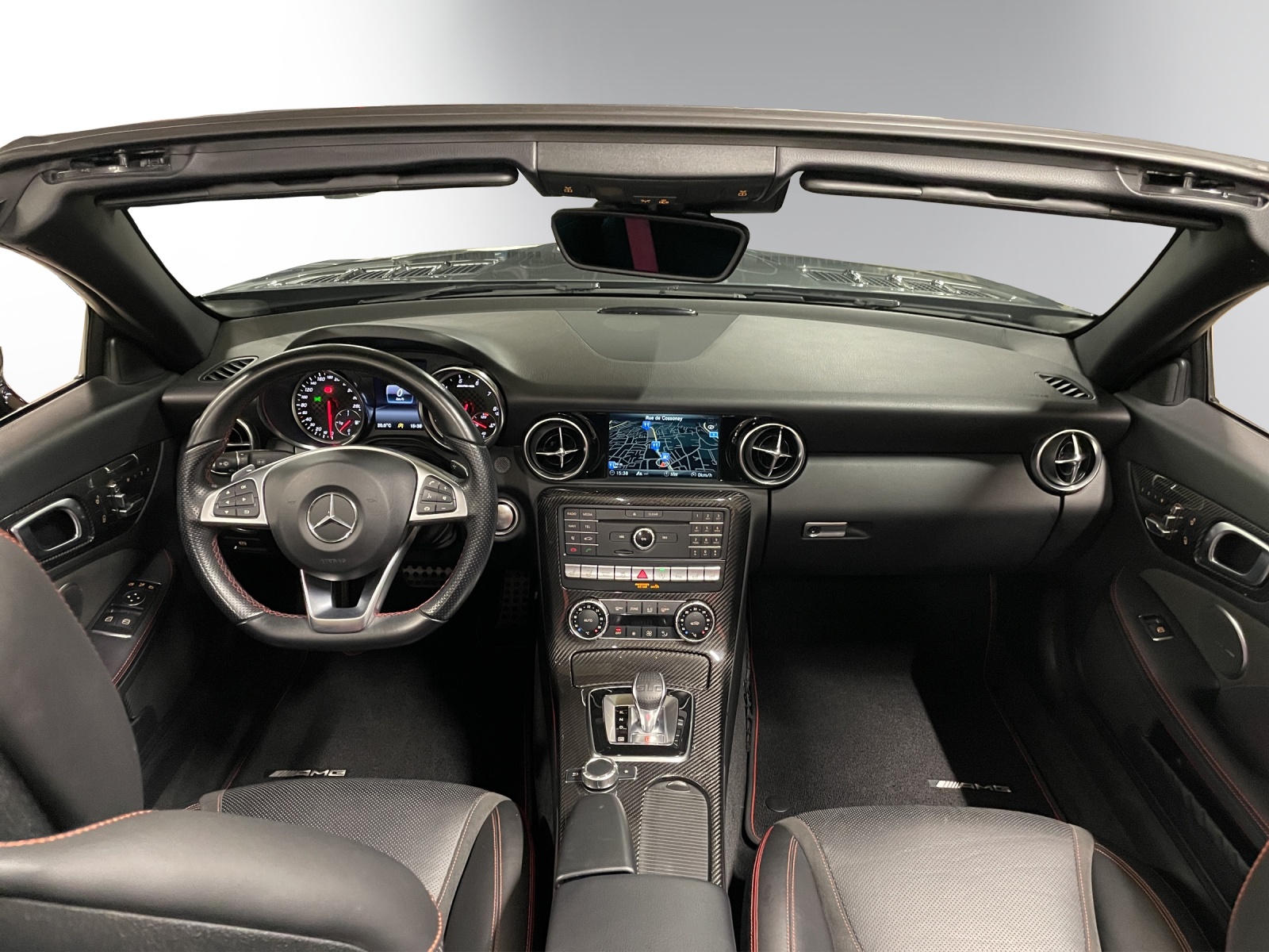MERCEDES-BENZ SLC 43 AMG-image-10