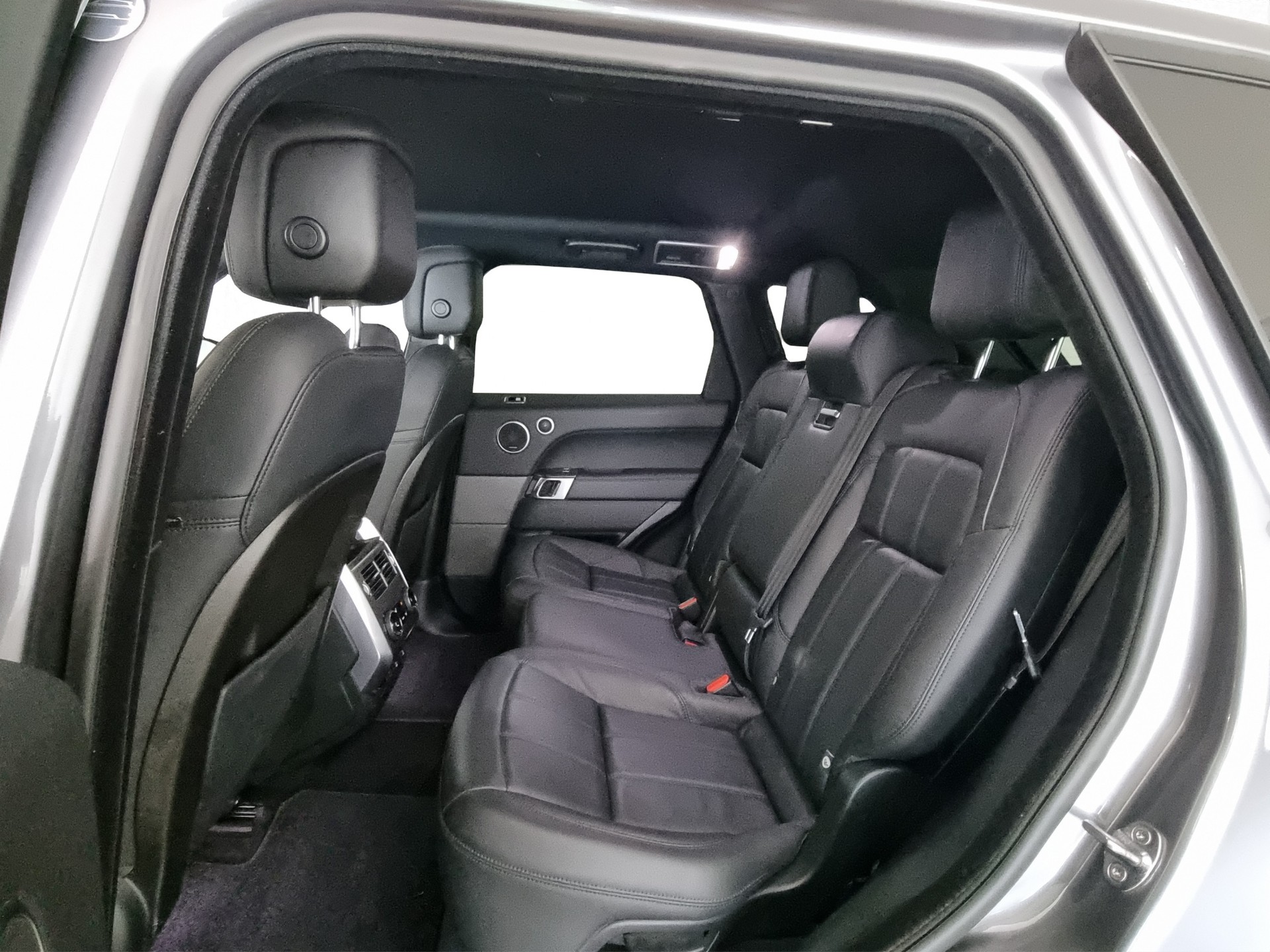 LAND ROVER Range Rover Sport 2.0 P400e SE-image-6