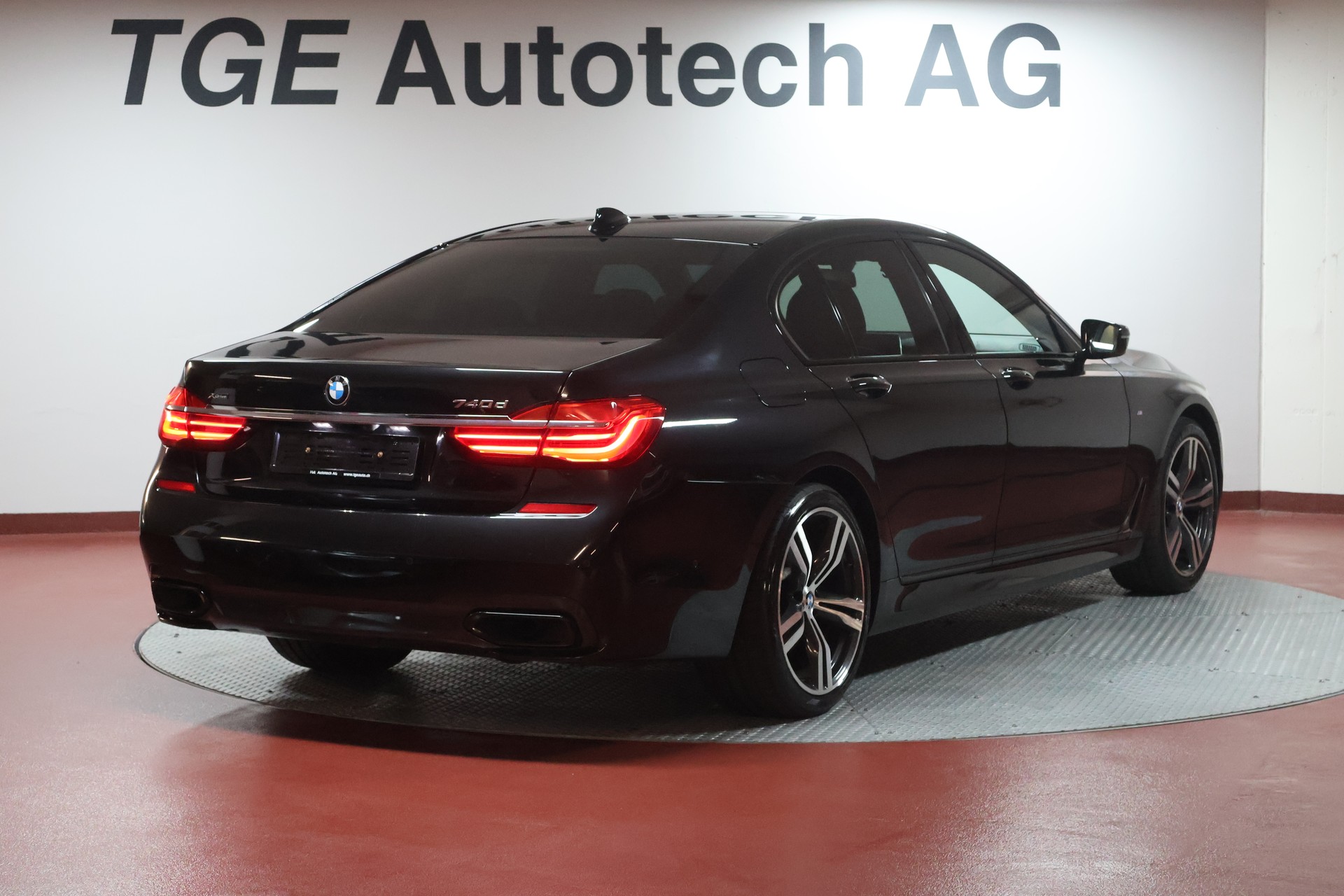 BMW 740d xDrive Steptronic M Sportpaket-image-21