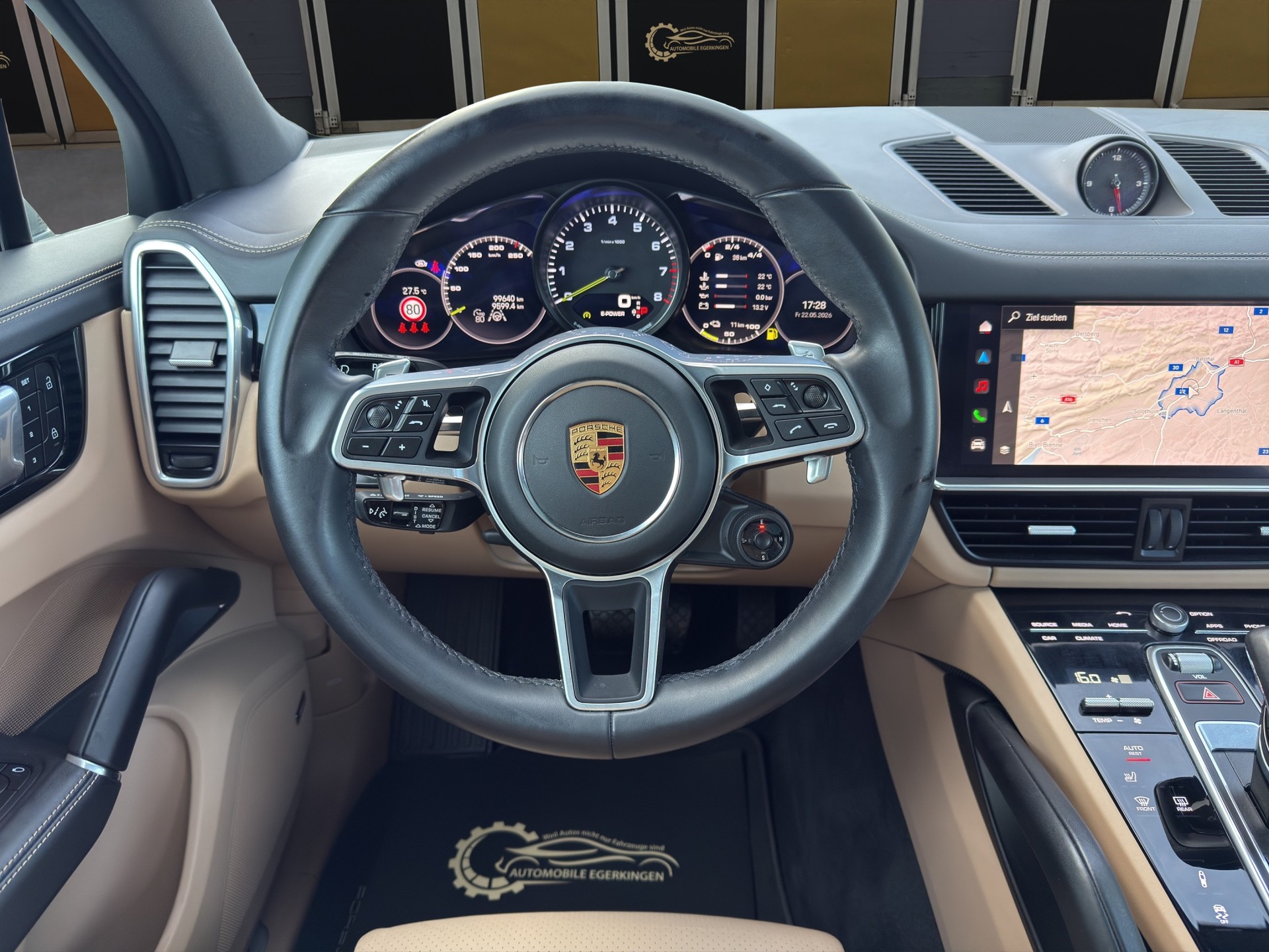 PORSCHE Cayenne 3.0 V6 E-Hybrid Platinum Edition-image-11