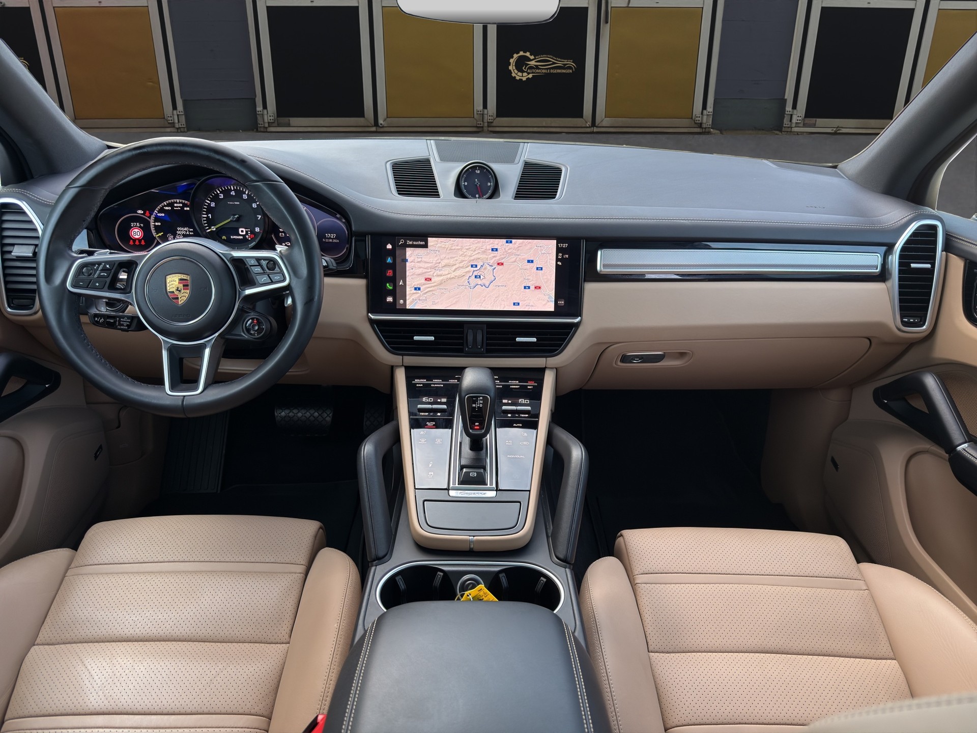 PORSCHE Cayenne 3.0 V6 E-Hybrid Platinum Edition-image-10