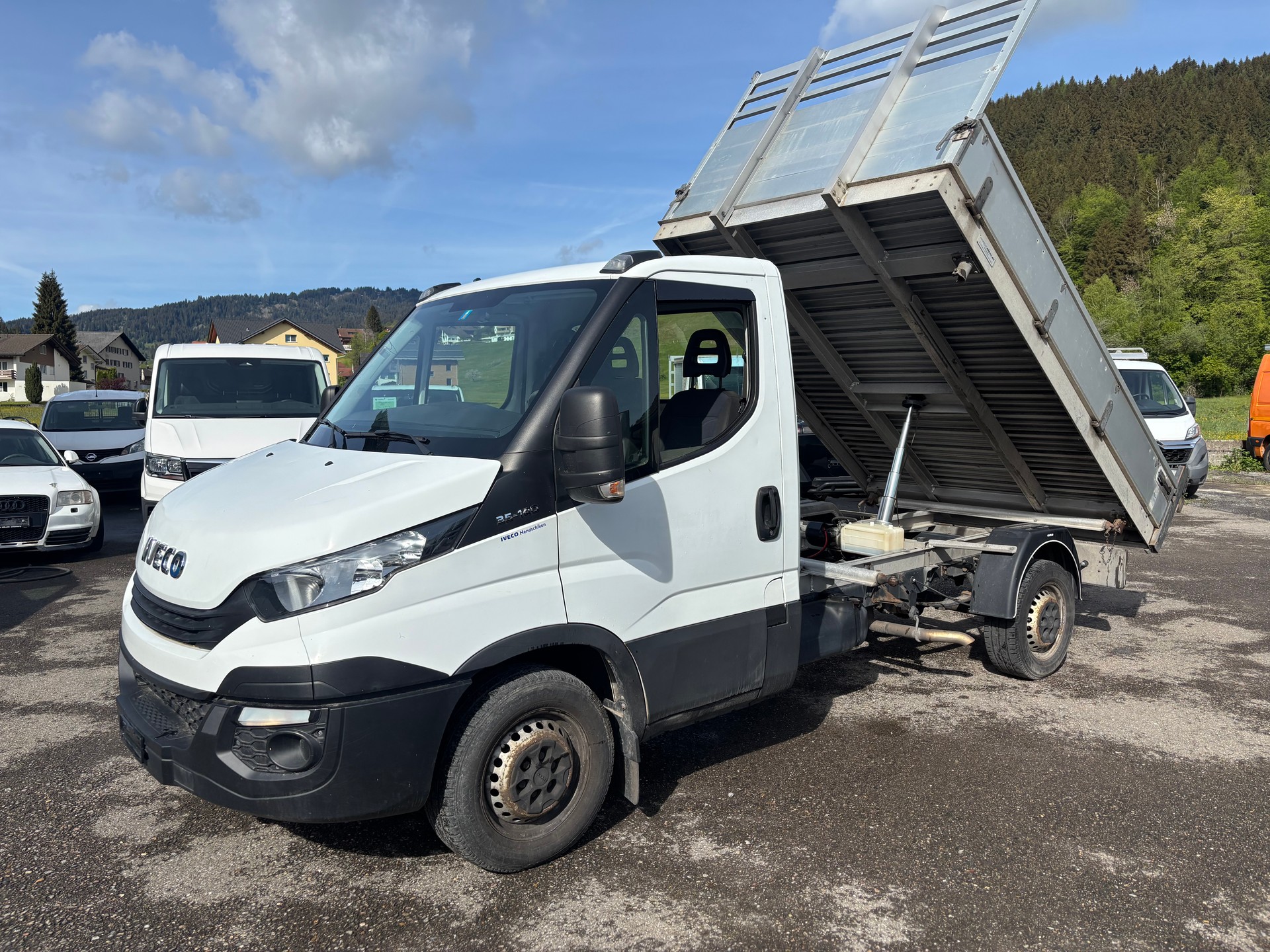 IVECO 33 S 14