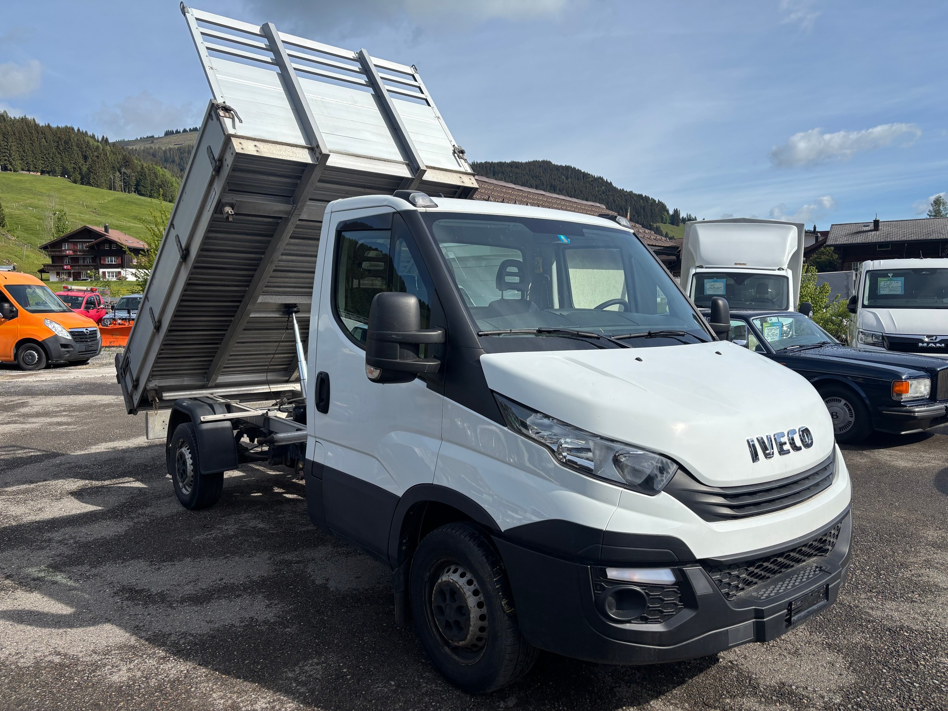 IVECO 33 S 14-image-1