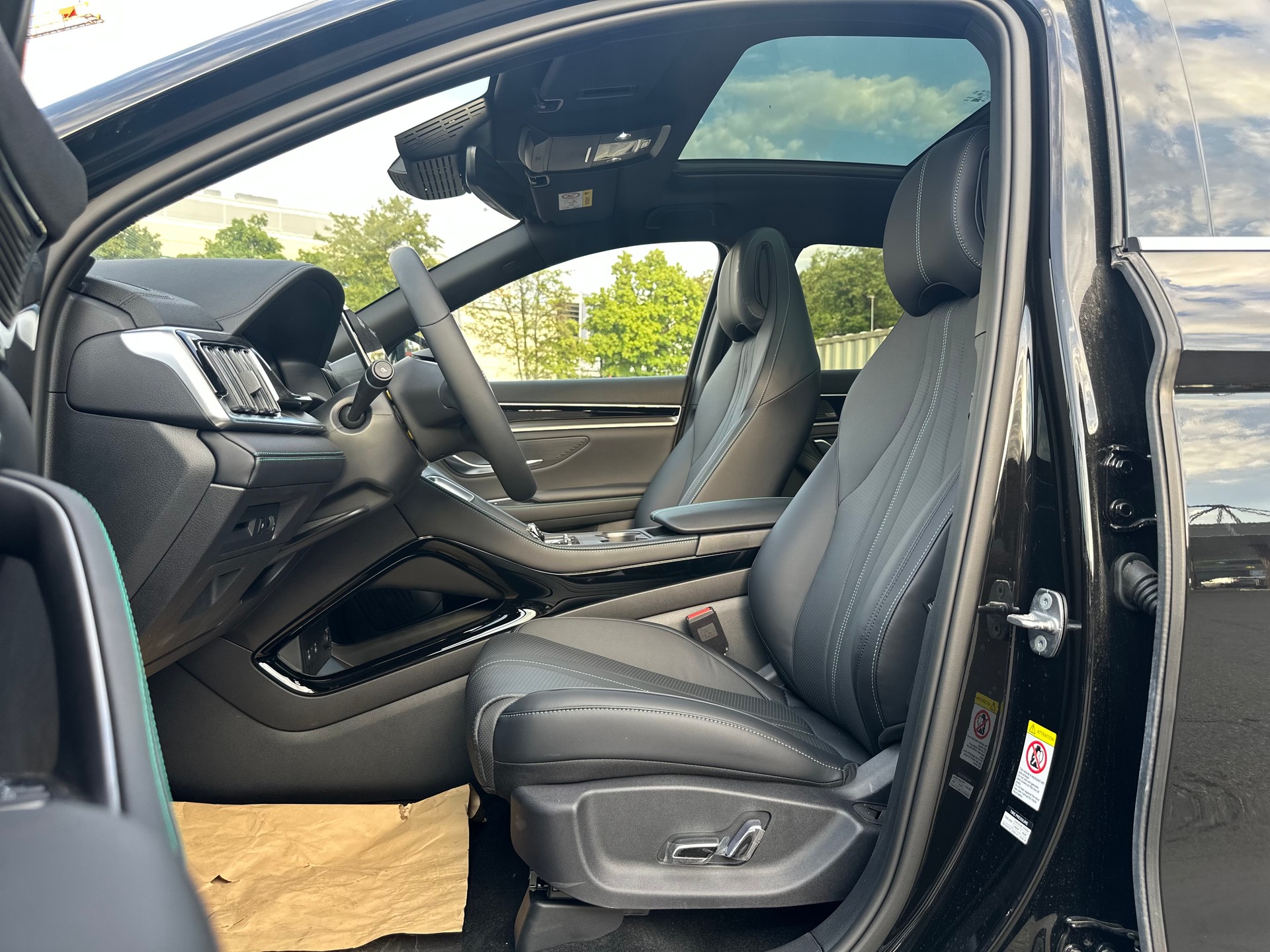 BYD Seal U DM-i Design AWD-image-11