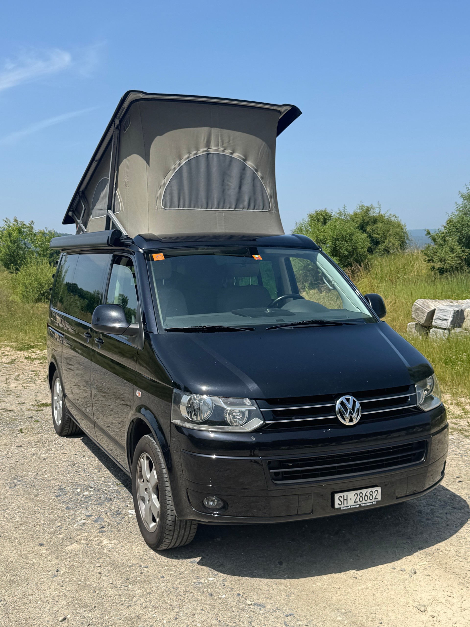 VW CALIFORNIA-image-1