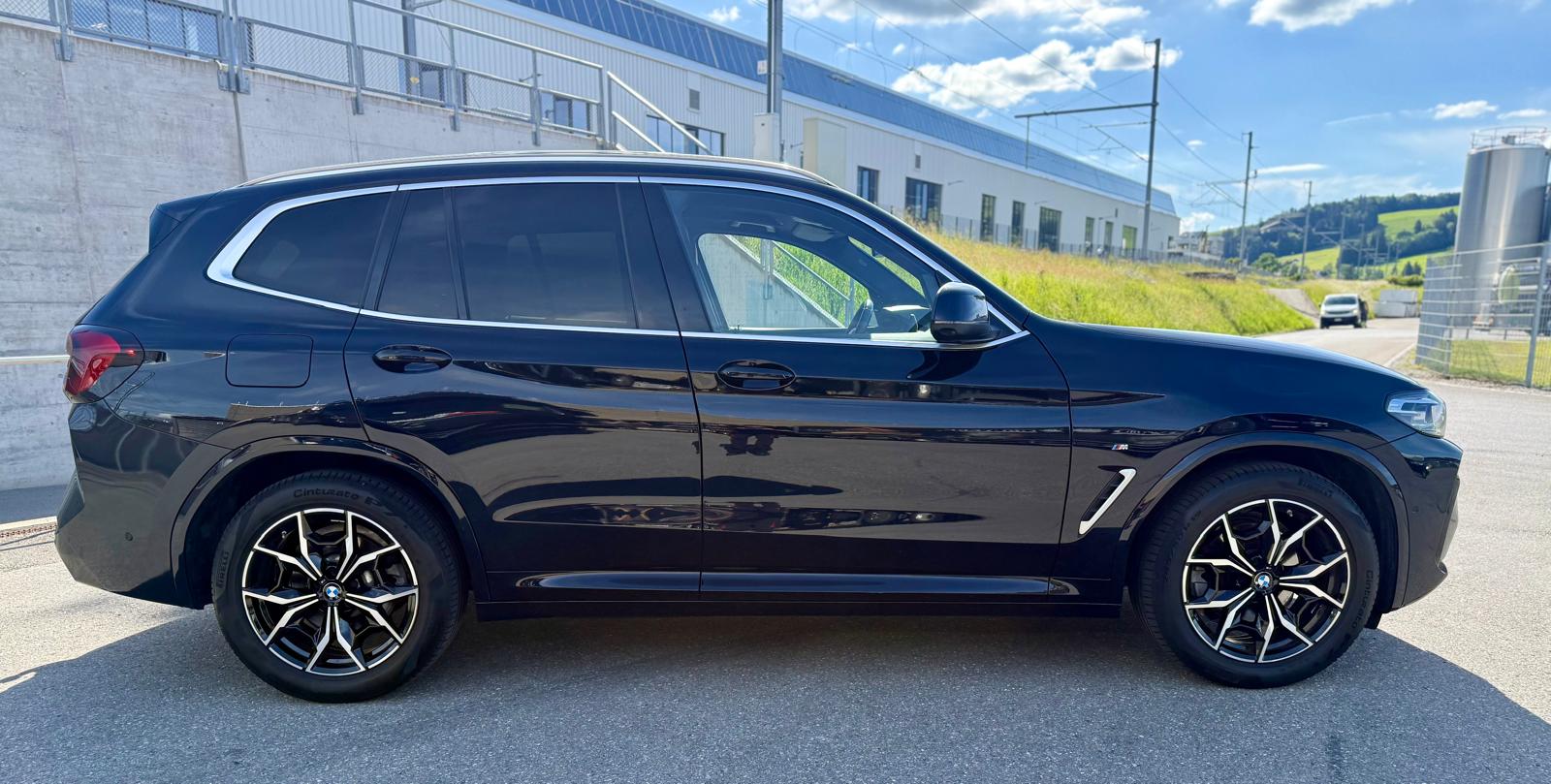 BMW X3 xDrive 48V 20d M Sport-showroom-element-3