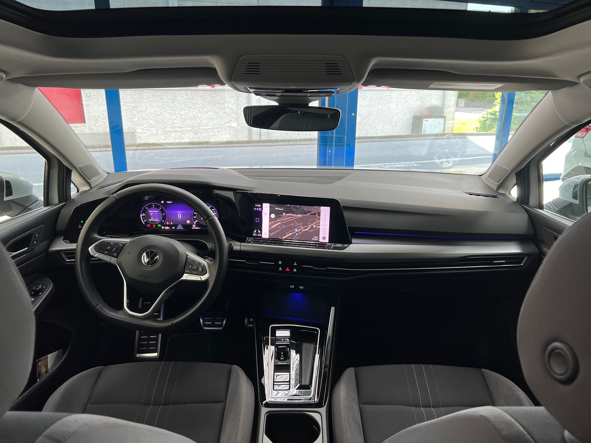 VW Golf 2.0 TDI Alltrack DSG 4Motion-image-14