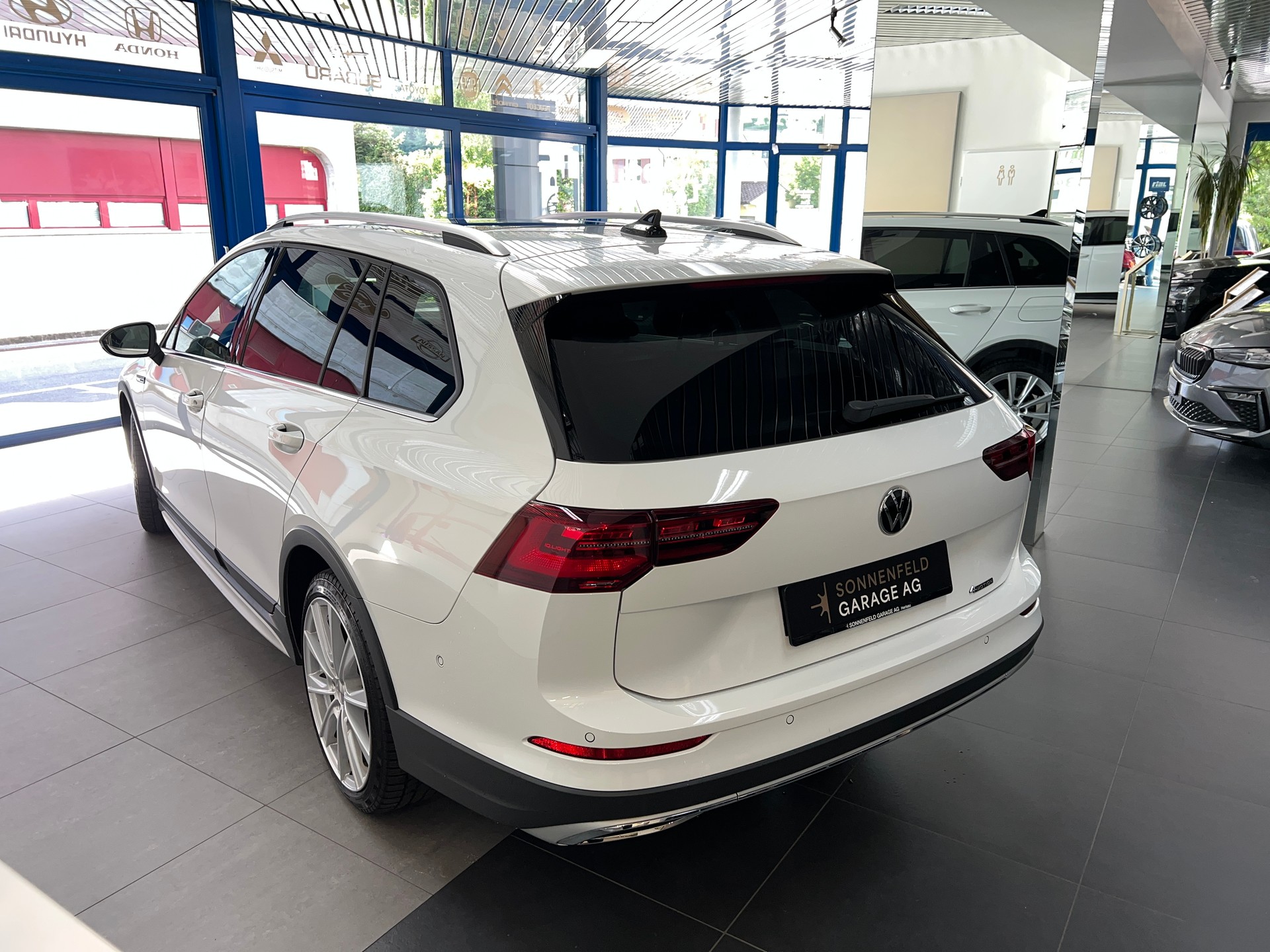 VW Golf 2.0 TDI Alltrack DSG 4Motion-showroom-element-3