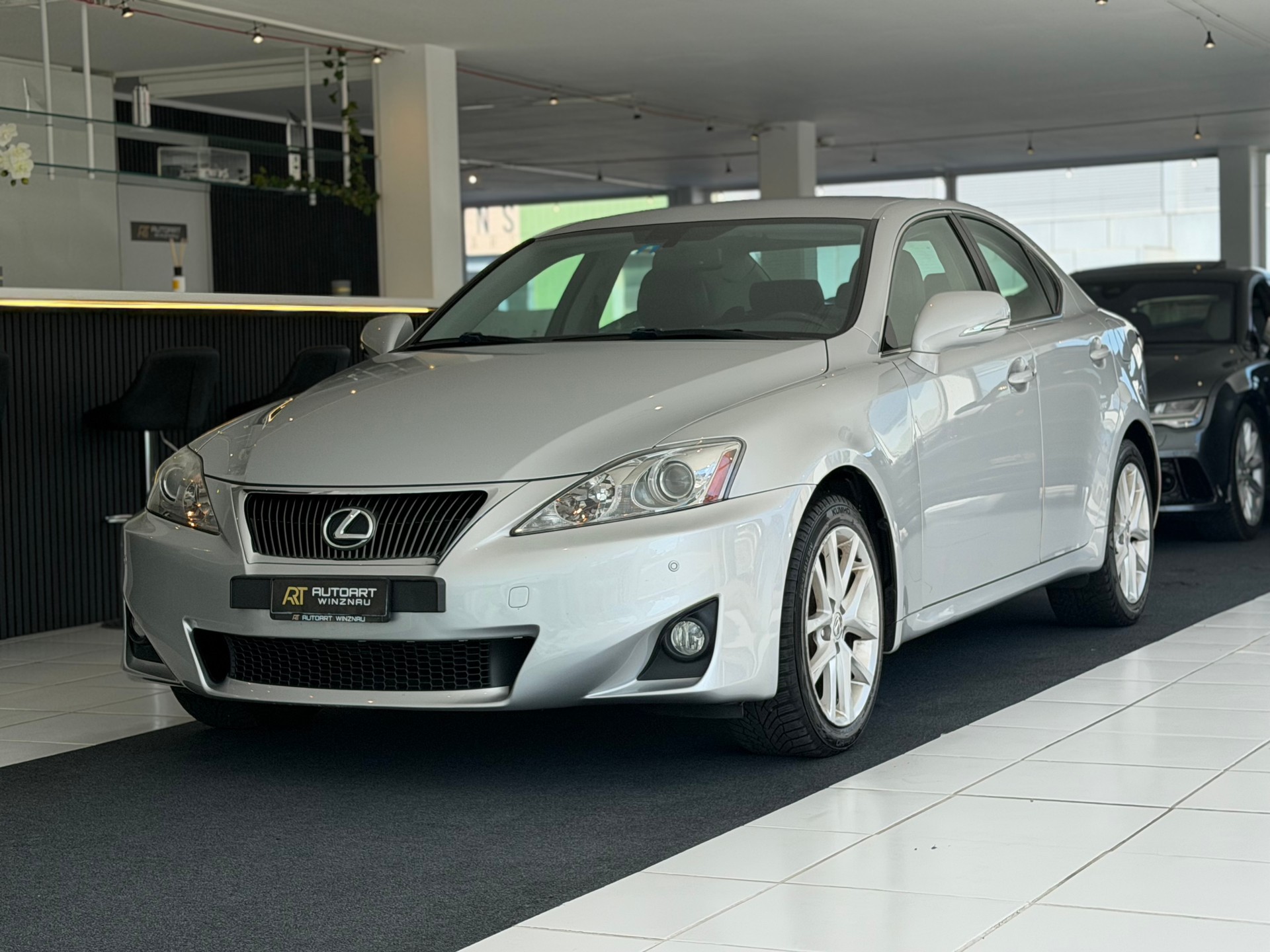 LEXUS IS 220d Edition **Frisch ab MFK & Service**