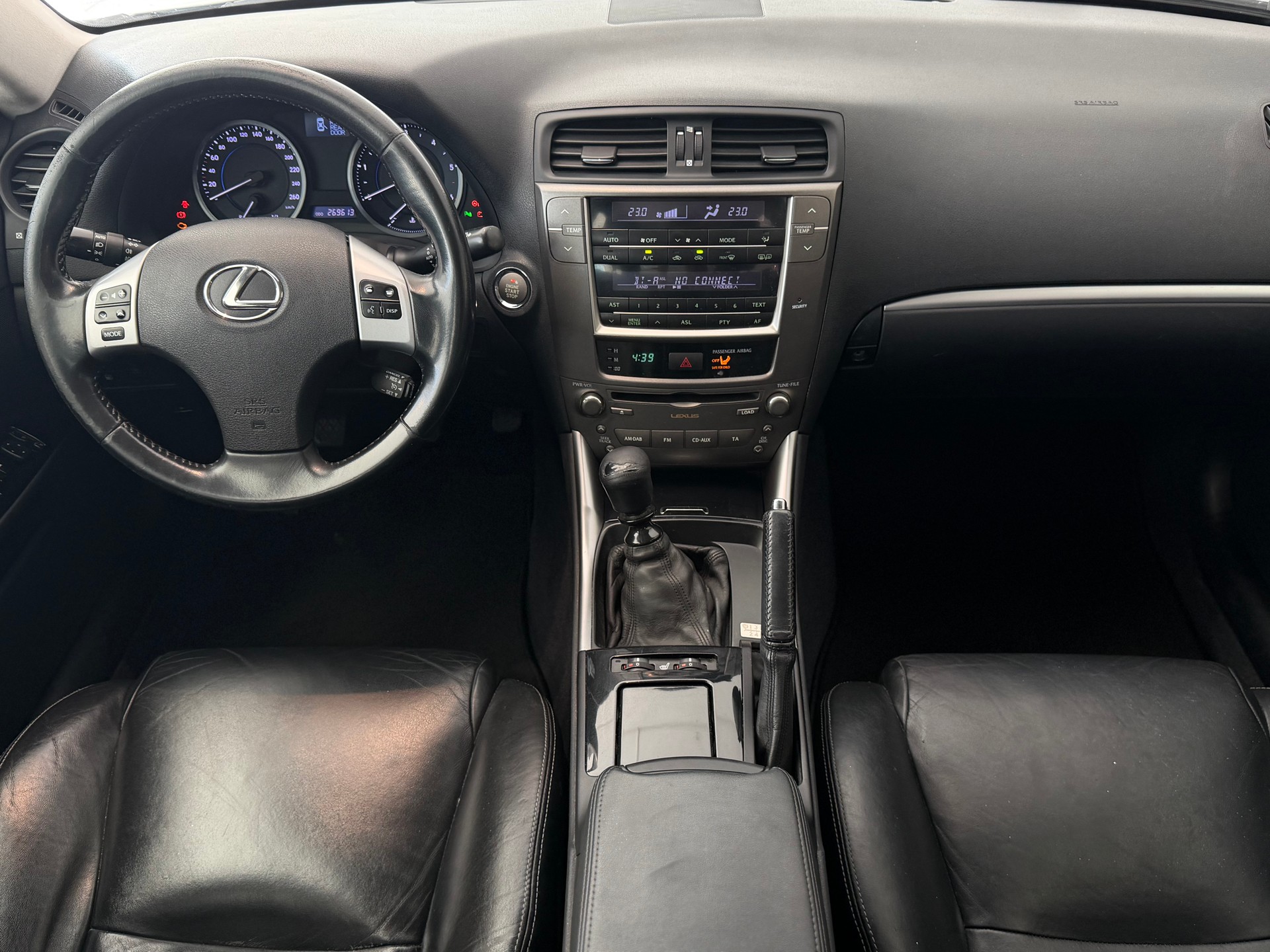 LEXUS IS 220d Edition **Frisch ab MFK & Service**-image-13
