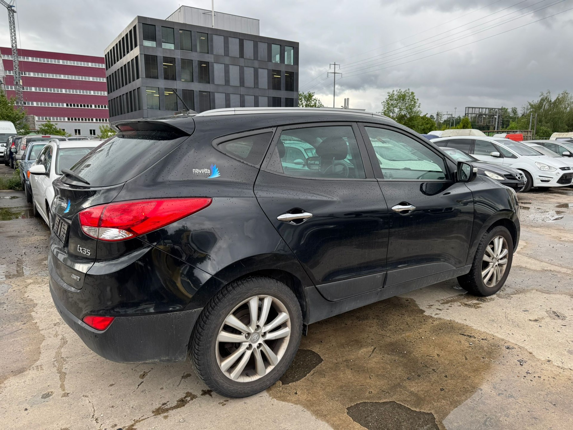 HYUNDAI iX 35 2.0 Style 4WD Automatic-image-4