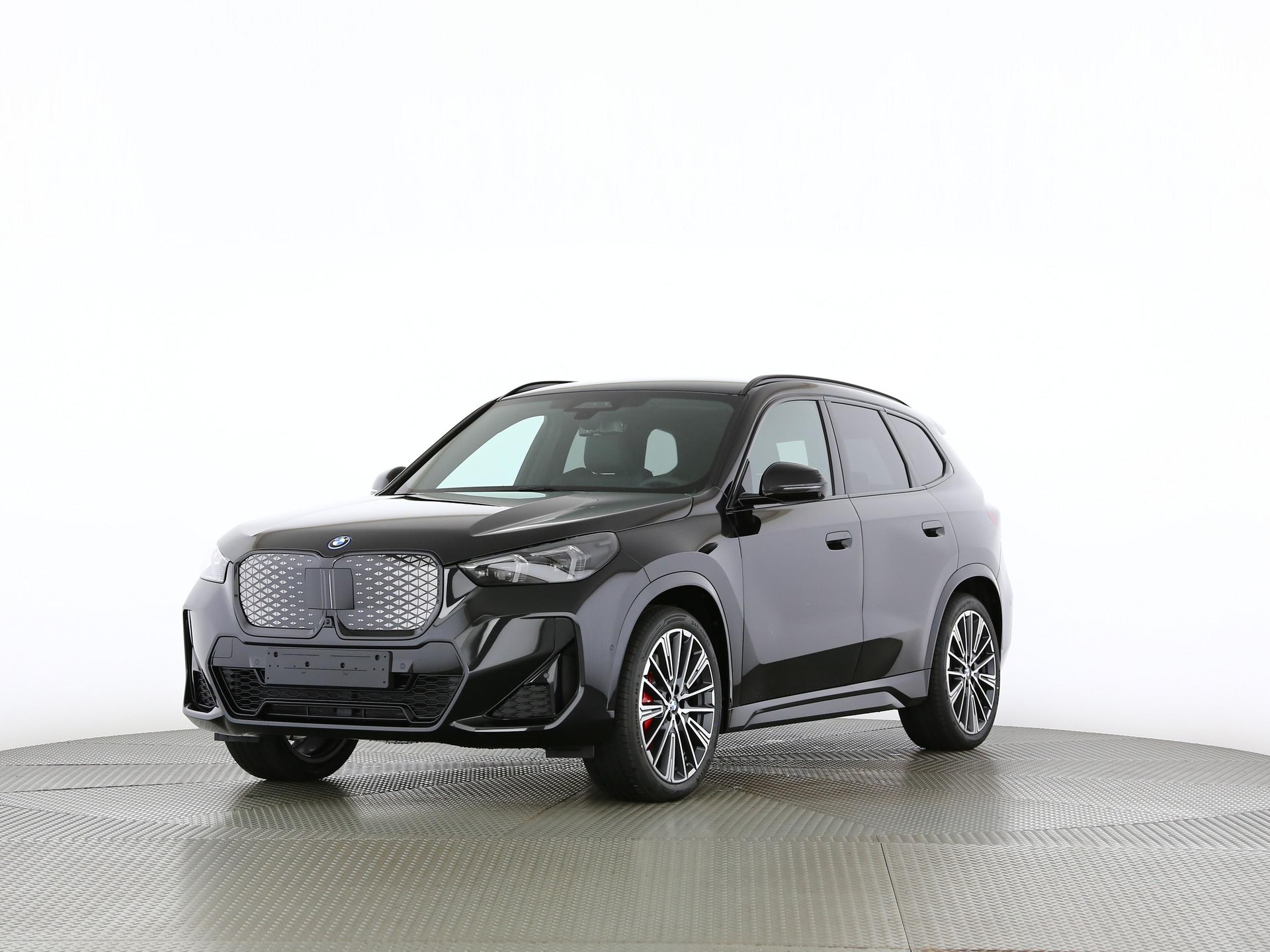 BMW iX1 30 xDrive-image-7