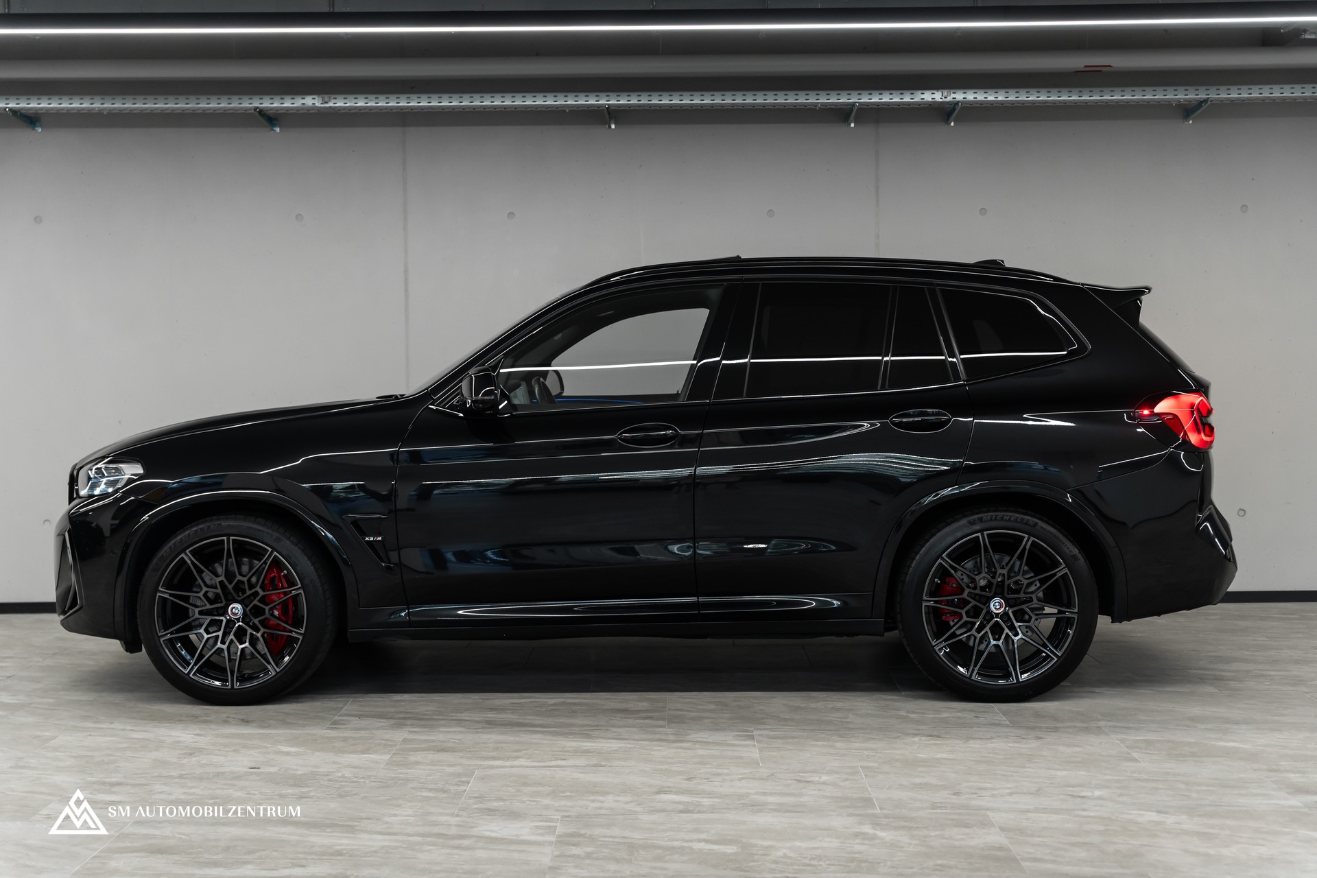 BMW X3 M Competition / Panorama / 50 Jahre BMW M / 360° / Head-Up / Laserlight-image-5